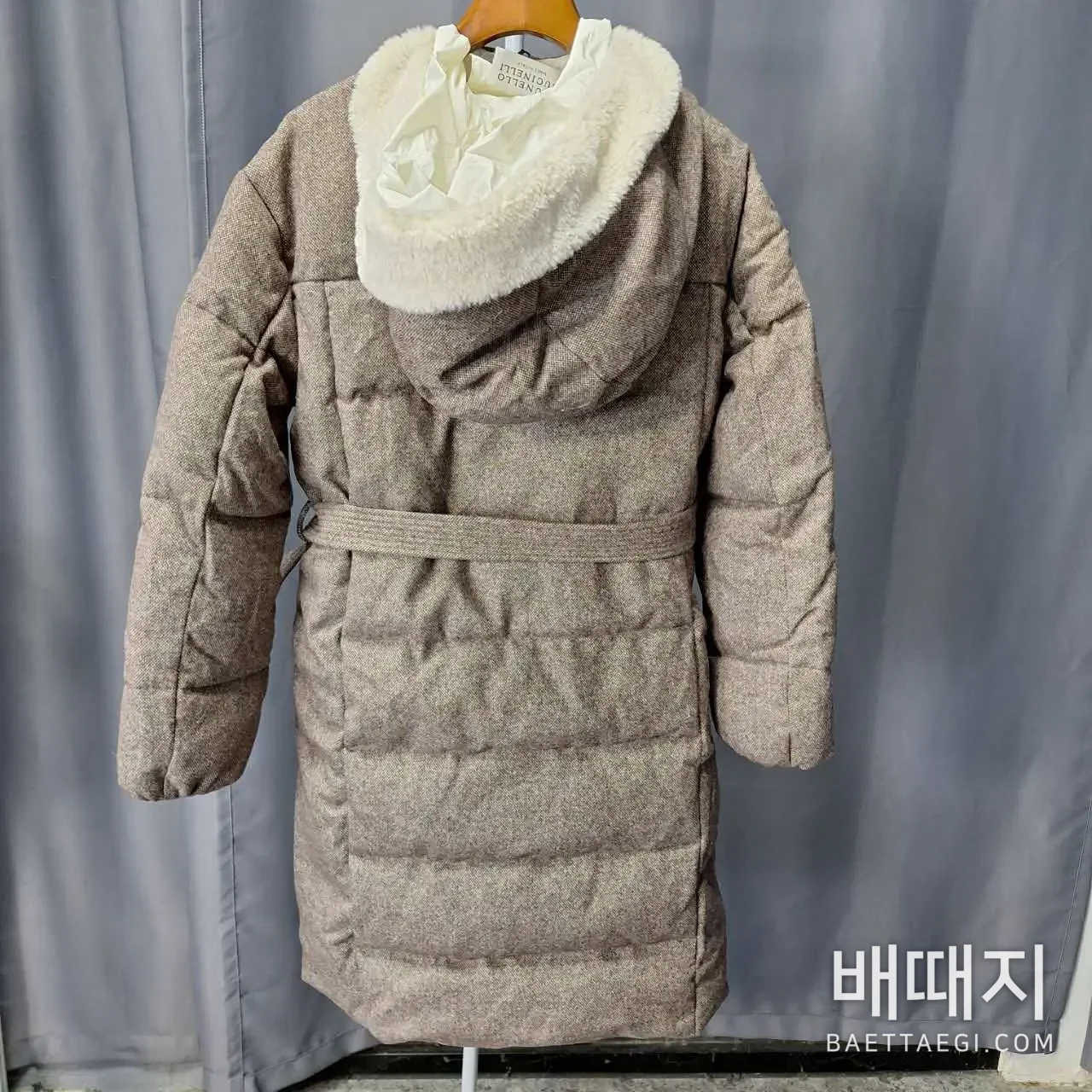 브루넬로쿠치넬리 컬러 블록 후드 롱 다운 패딩 검수사진 2