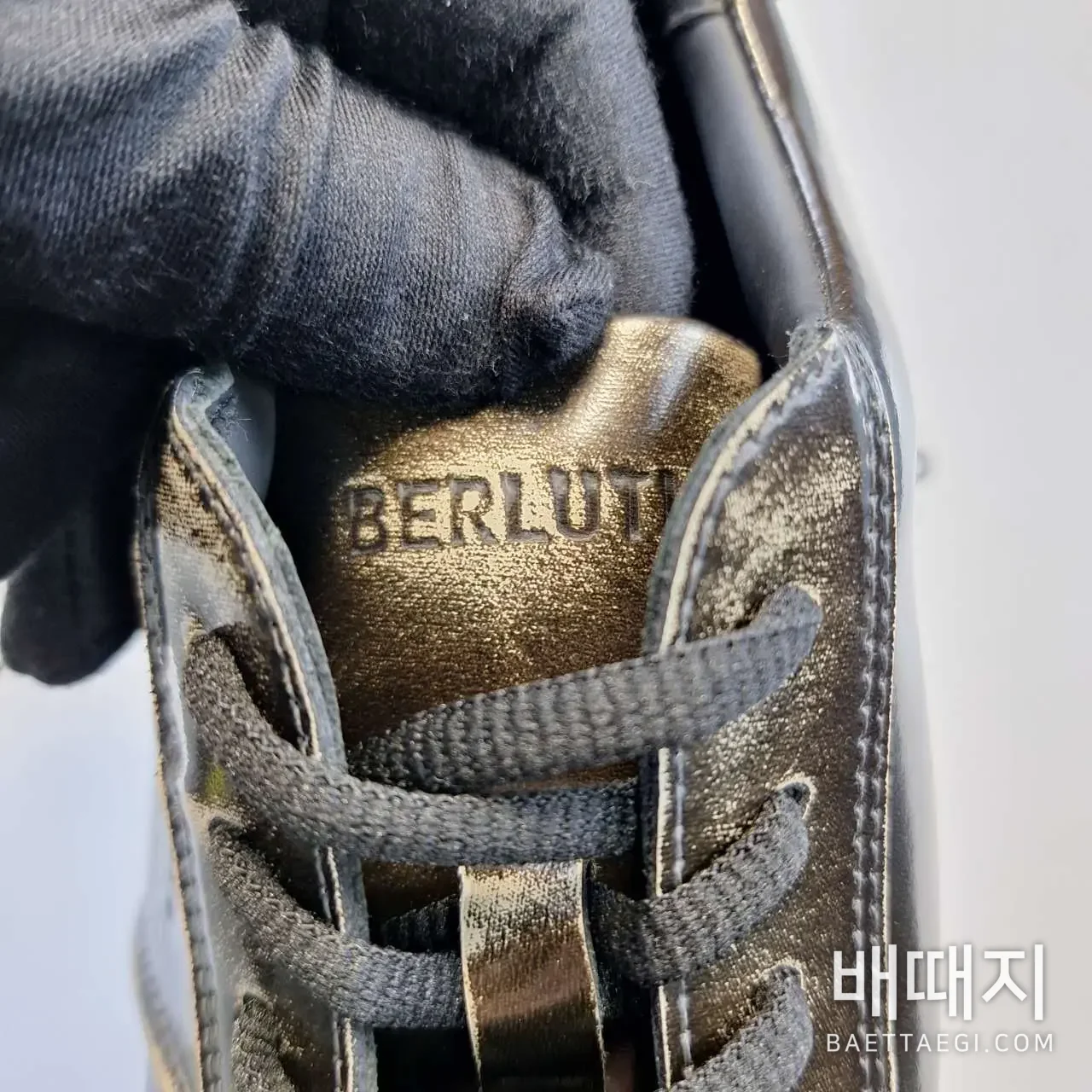 벨루티 가죽 스니커즈 남성 신발 24557 검수사진 7
