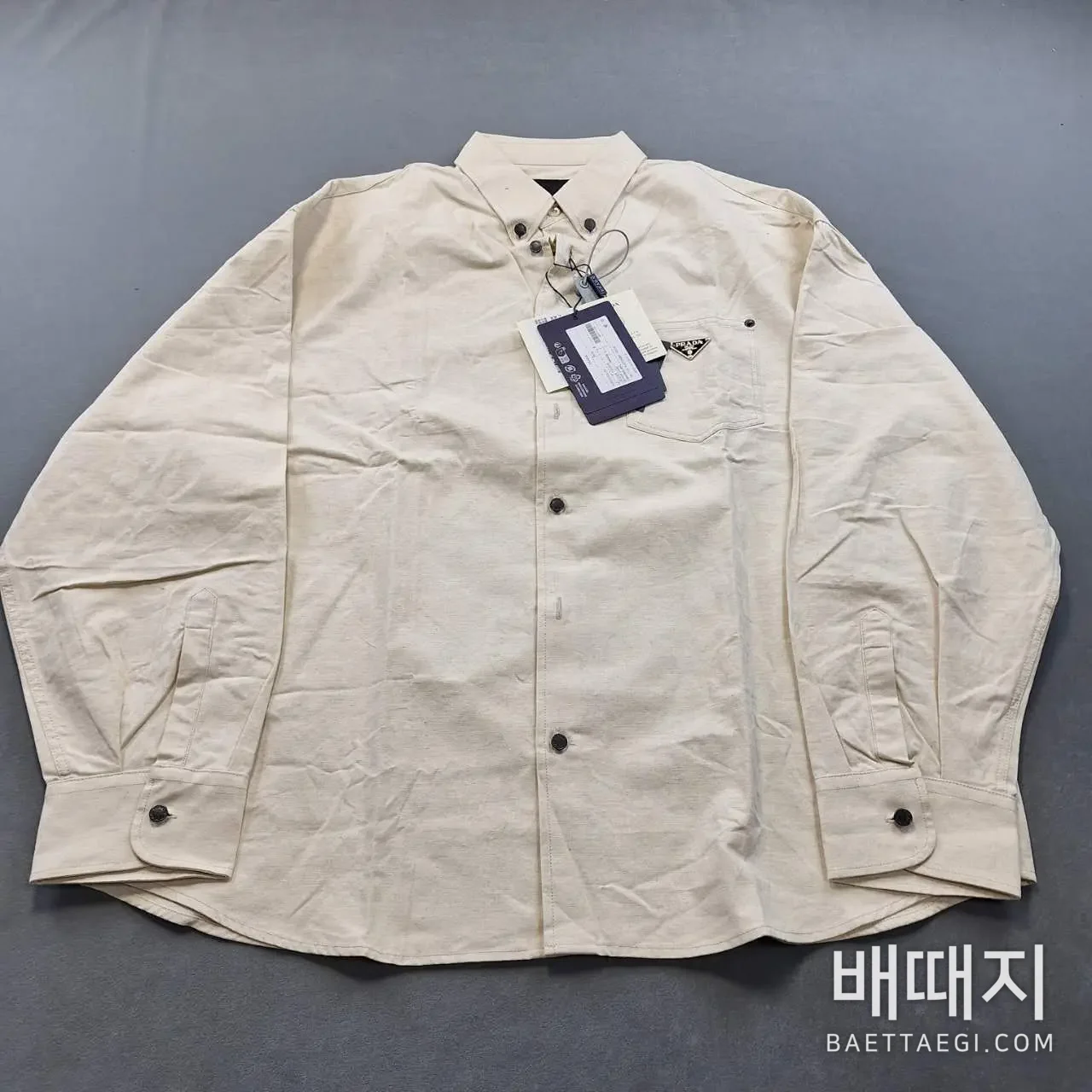 프라다 남성 긴팔 티셔츠 검수사진 1