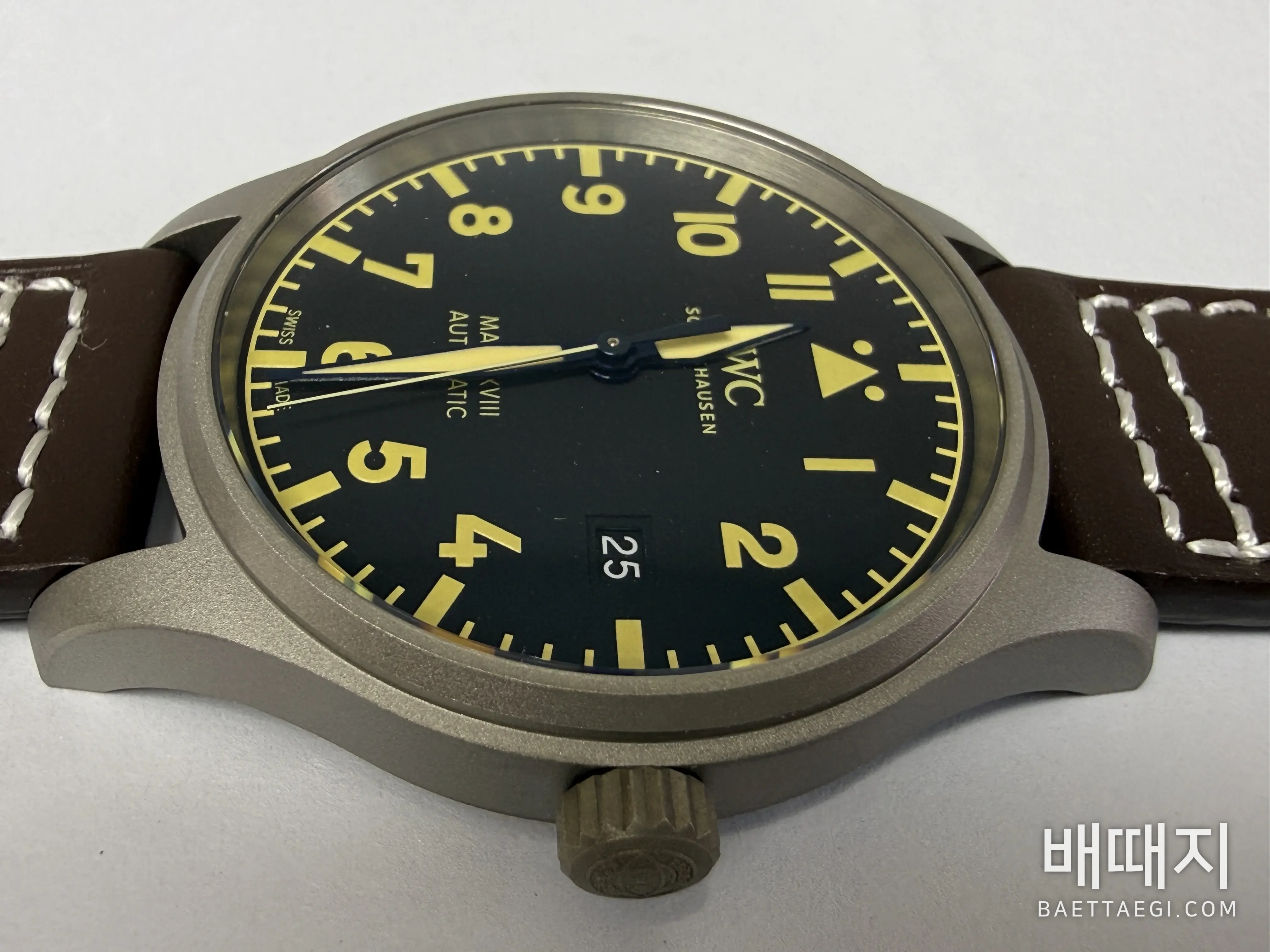 IWC 파일럿 마크 XVIII 티타늄 시계 IW327006 42502 검수사진 5