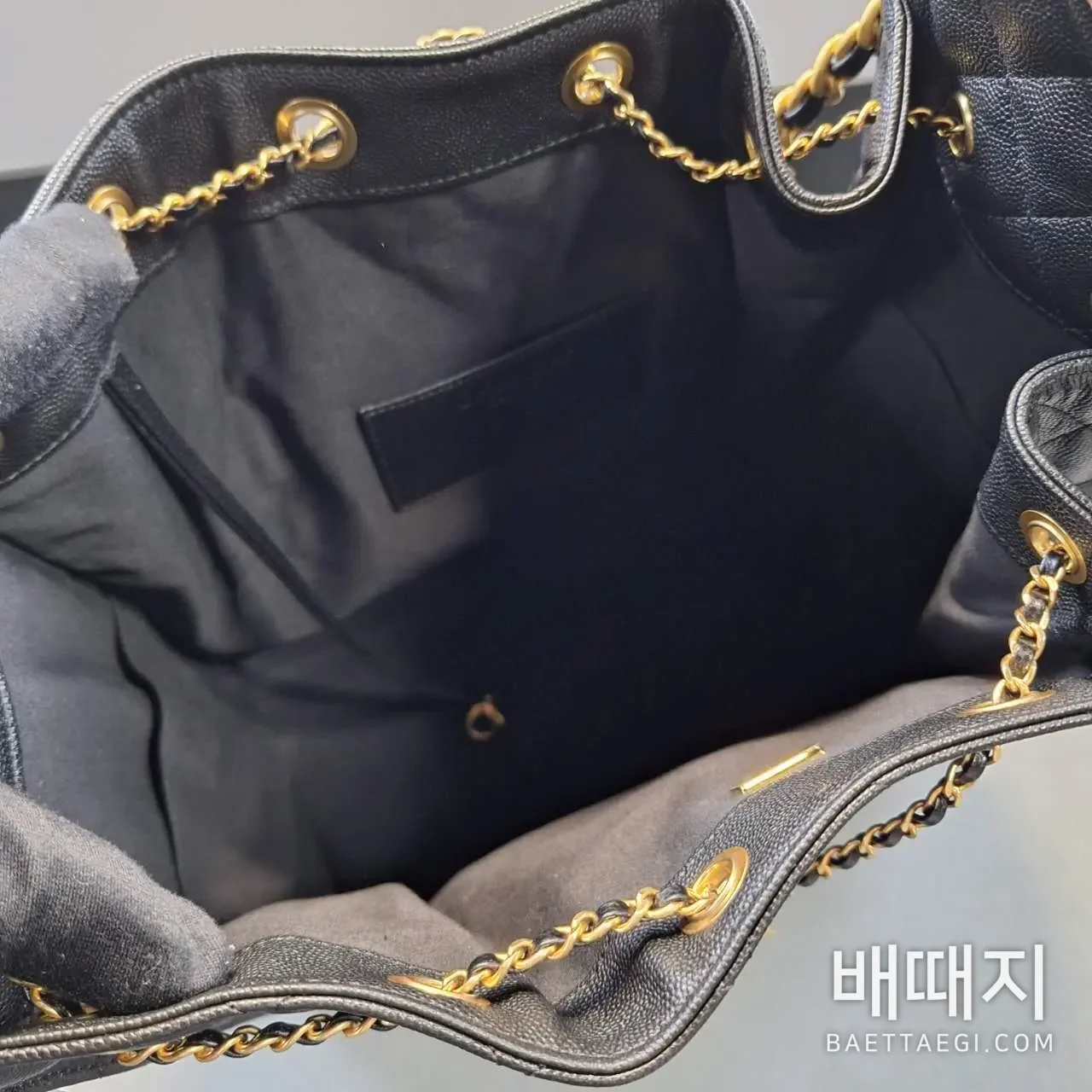 샤넬 캐비어 버킷백 193817 검수사진 18