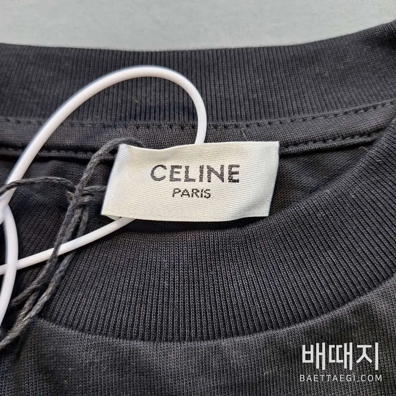 셀린느 자수 로고 긴팔 티셔츠 검수사진 3