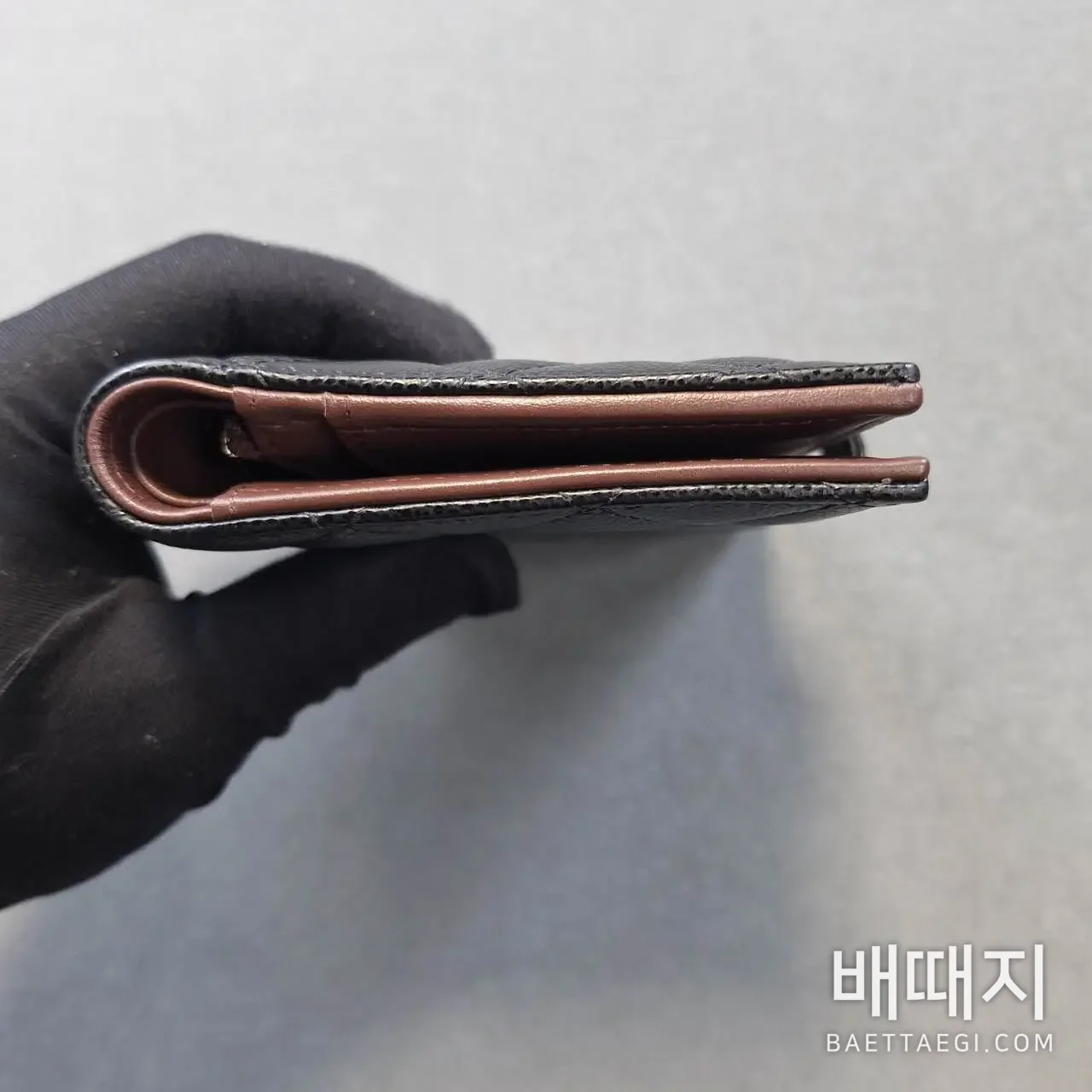 샤넬 다이아몬드 스티치 더블 C 로고 지갑 167612 검수사진 8