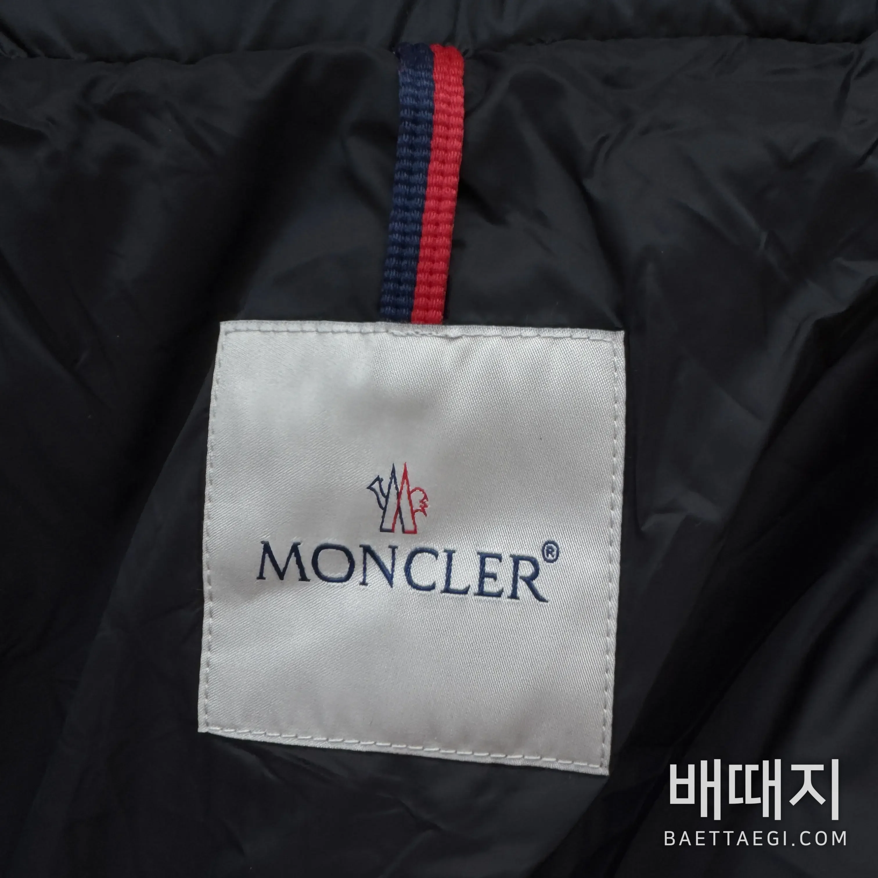 몽클레르 울 안감 클래식 남성 패딩 자켓 181198 검수사진 8