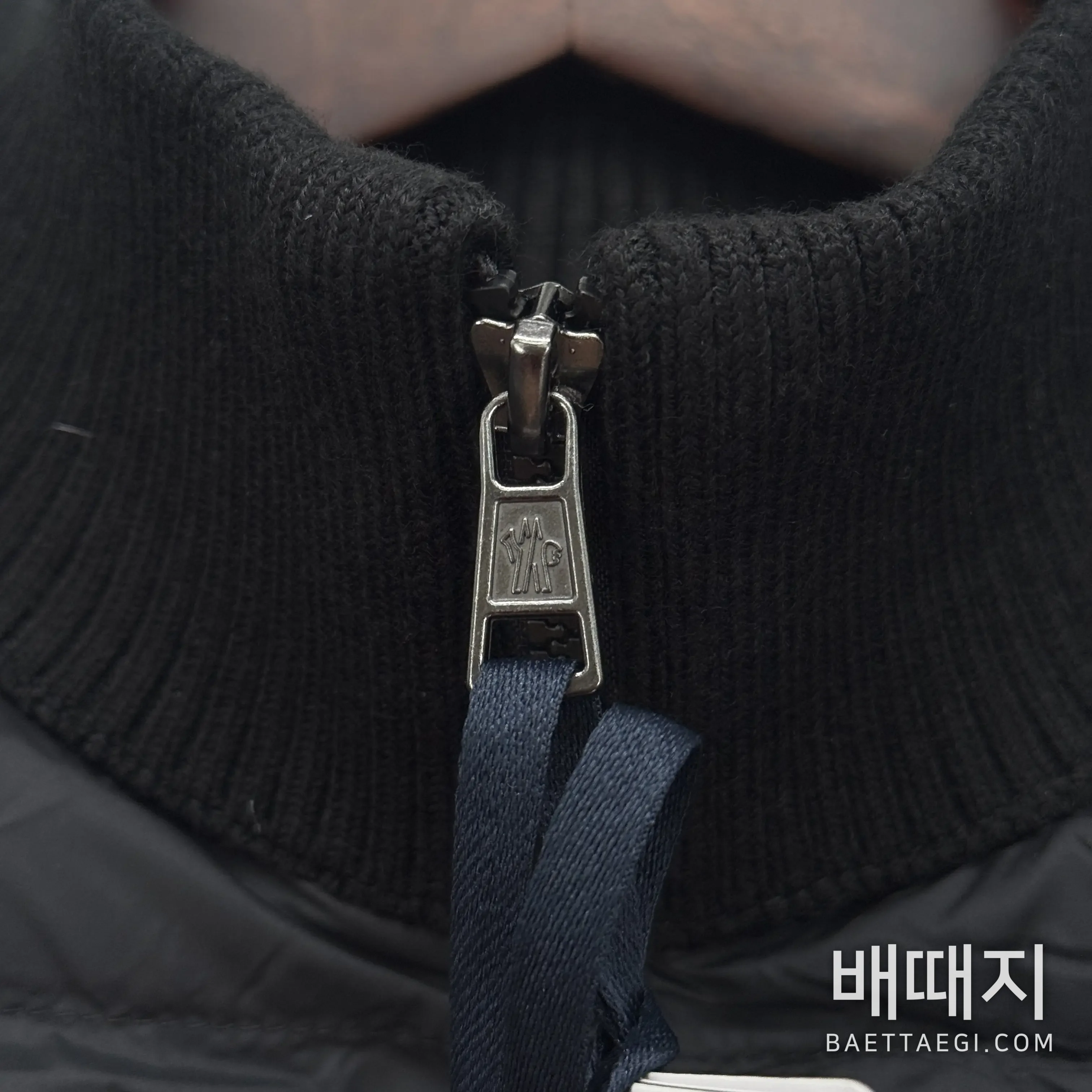 몽클레르 트리콧 울 코튼 혼방 남성 패딩 재킷 170945 검수사진 3