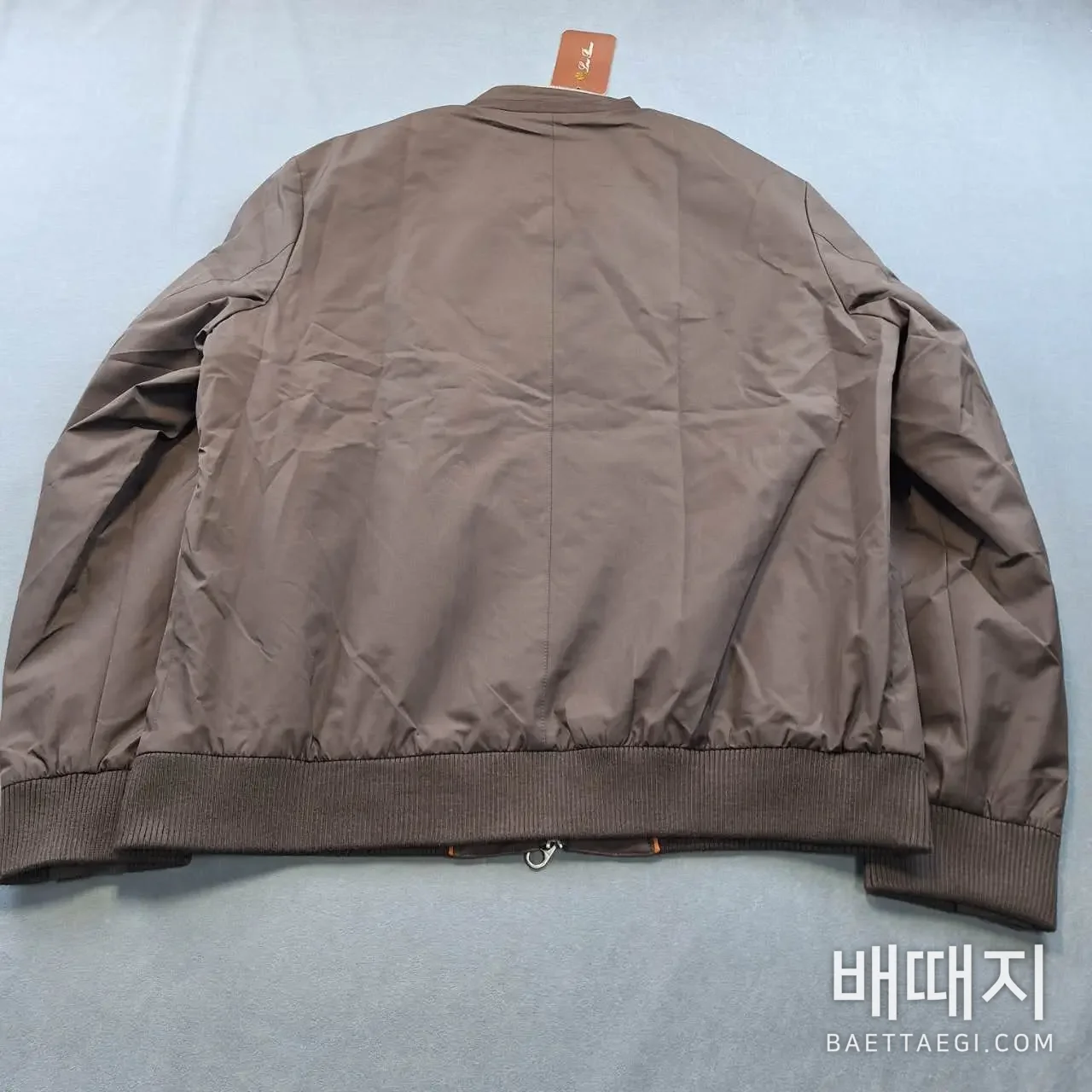로로피아나 나일론 방풍 남성 자켓 26SS 검수사진 6
