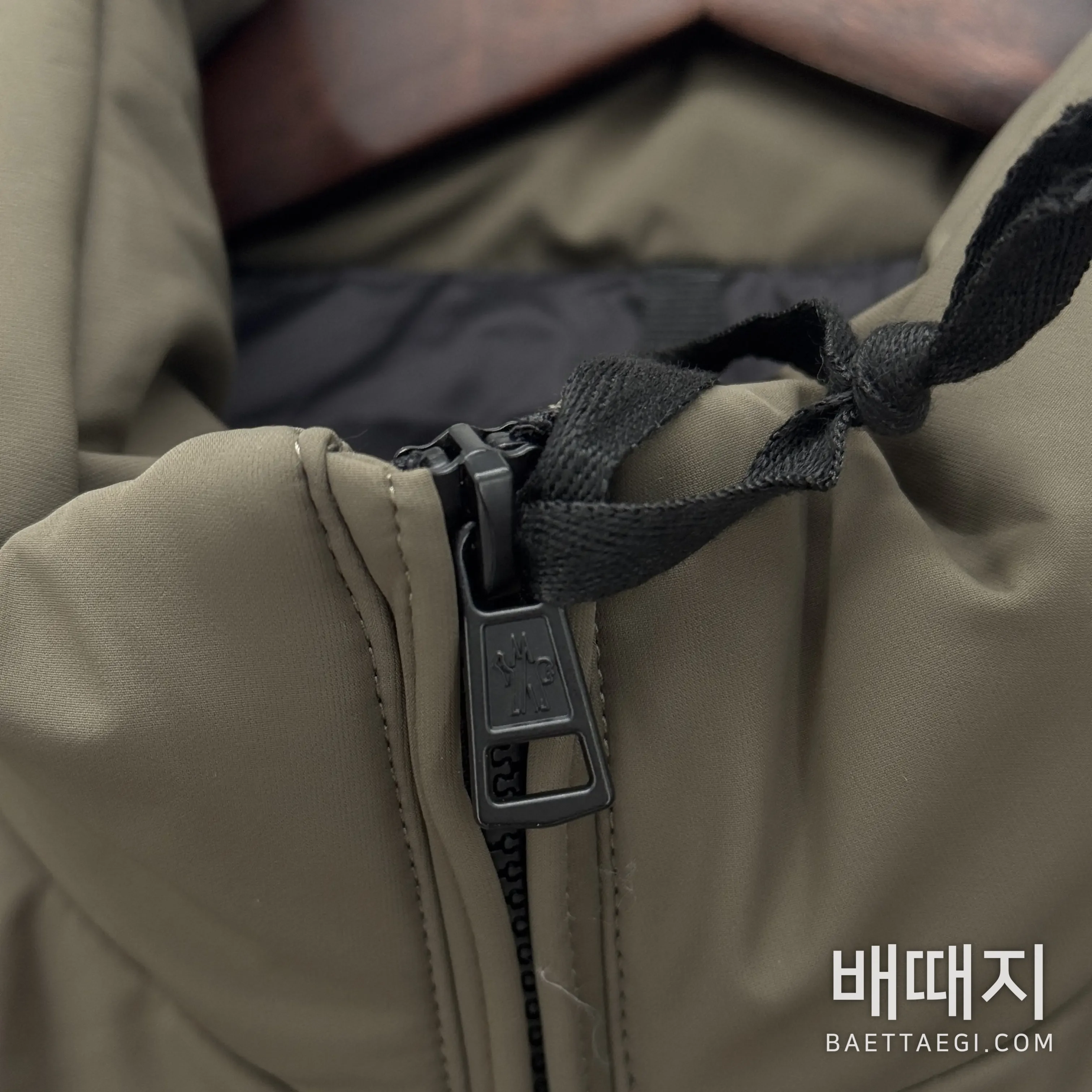 몽클레르 구스 다운 남성 자켓 207410 검수사진 5