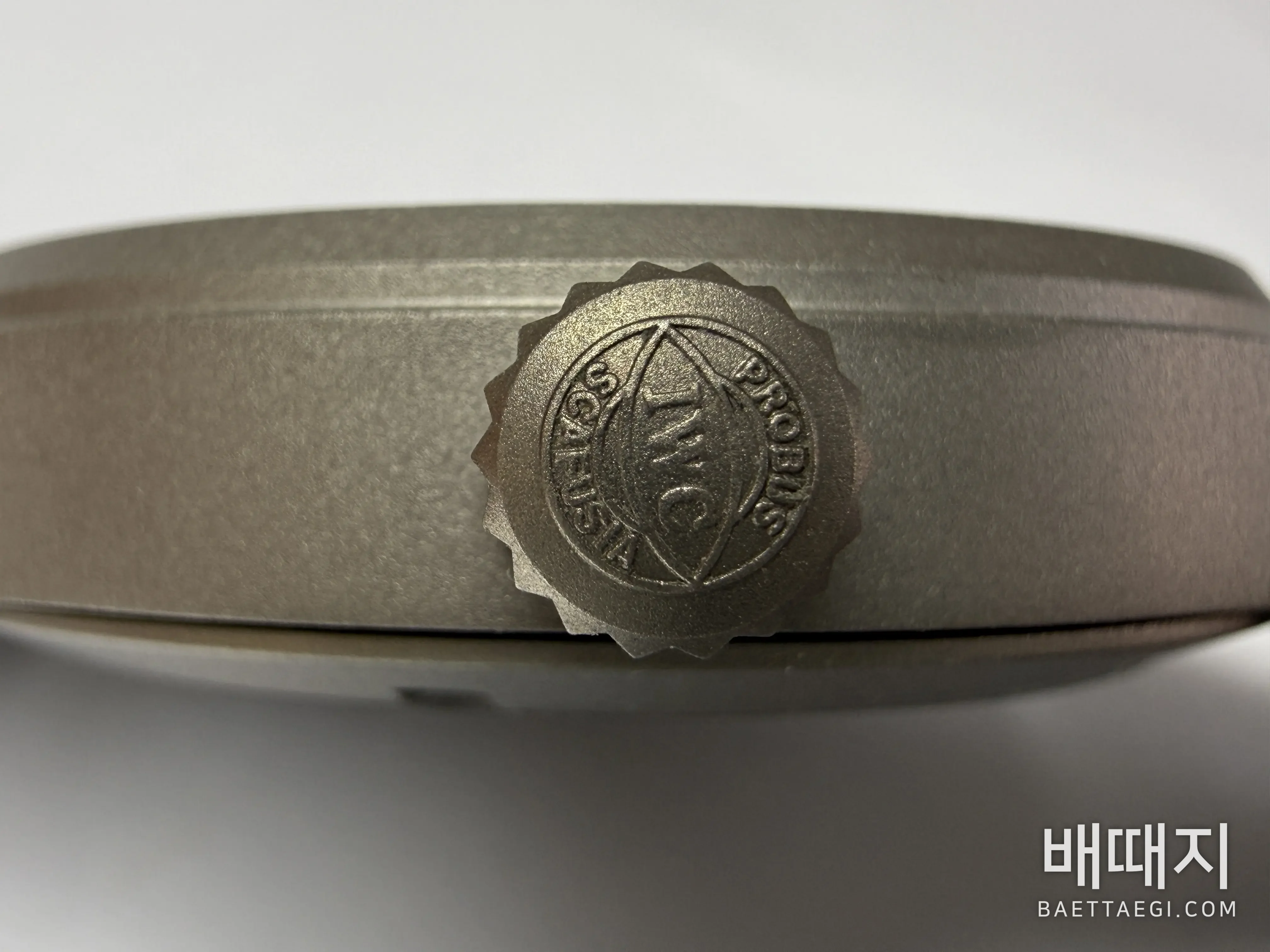 IWC 파일럿 마크 XVIII 티타늄 시계 IW327006 42502 검수사진 4