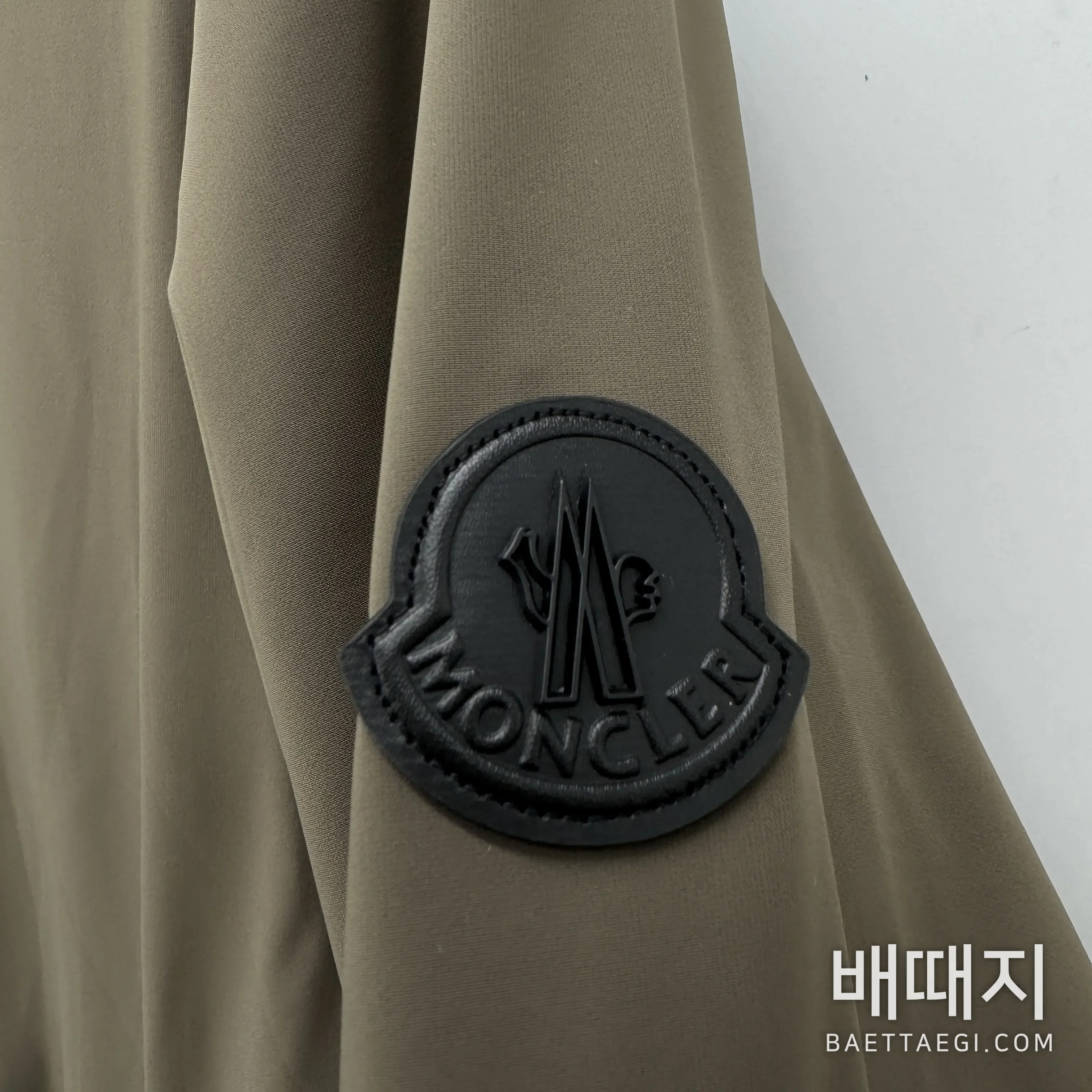 몽클레르 구스 다운 남성 자켓 207410 검수사진 2