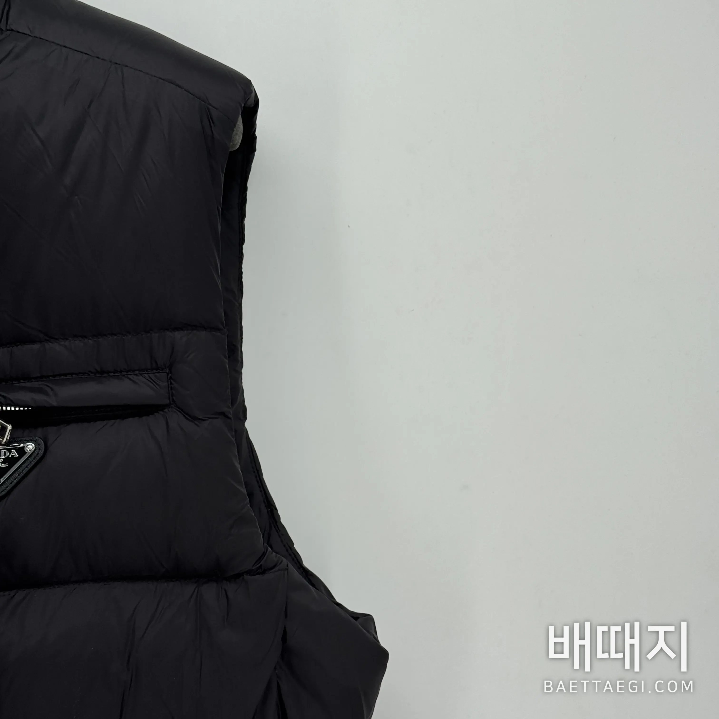 프라다 거위 솜털 남성 조끼 207265 검수사진 10