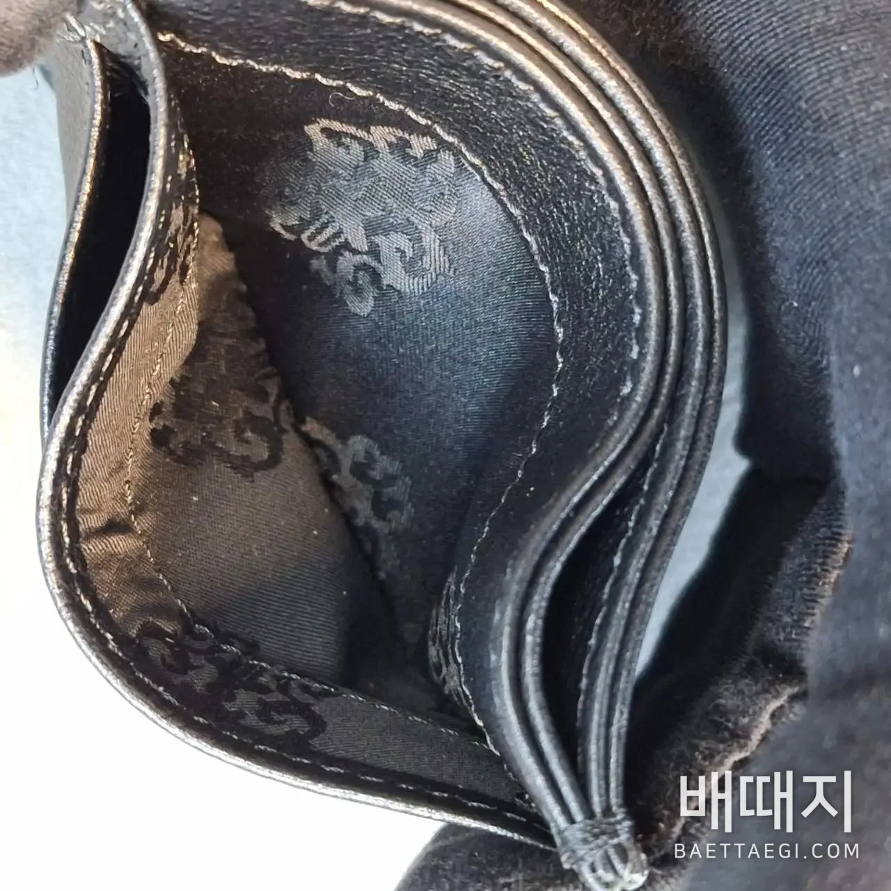 크롬하츠 블랙소드 소가죽 실버 카드 홀더 지갑 162480 검수사진 7