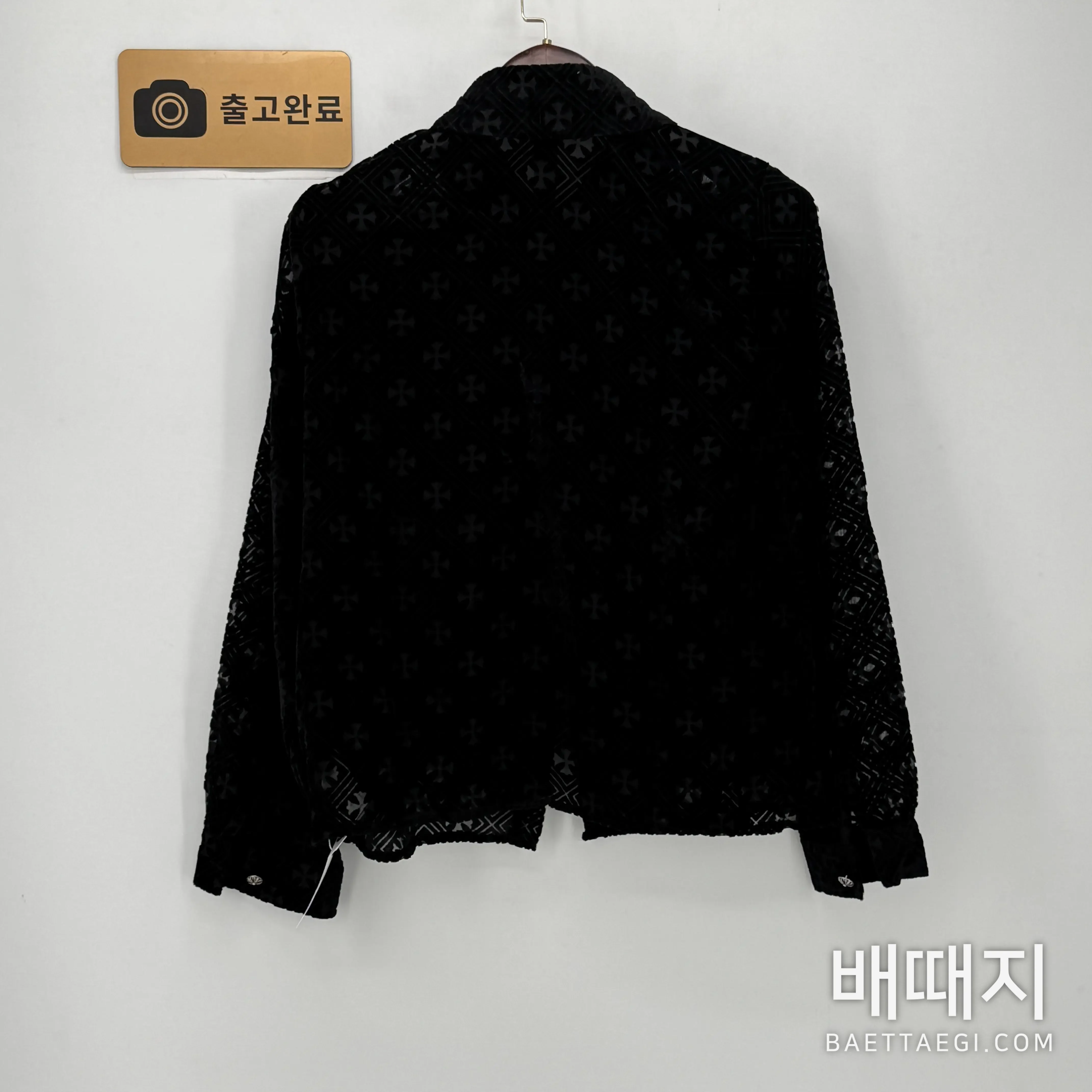 크롬하츠 마할 키타 모노그램 크로스 벨벳 셔츠 156286 검수사진 5