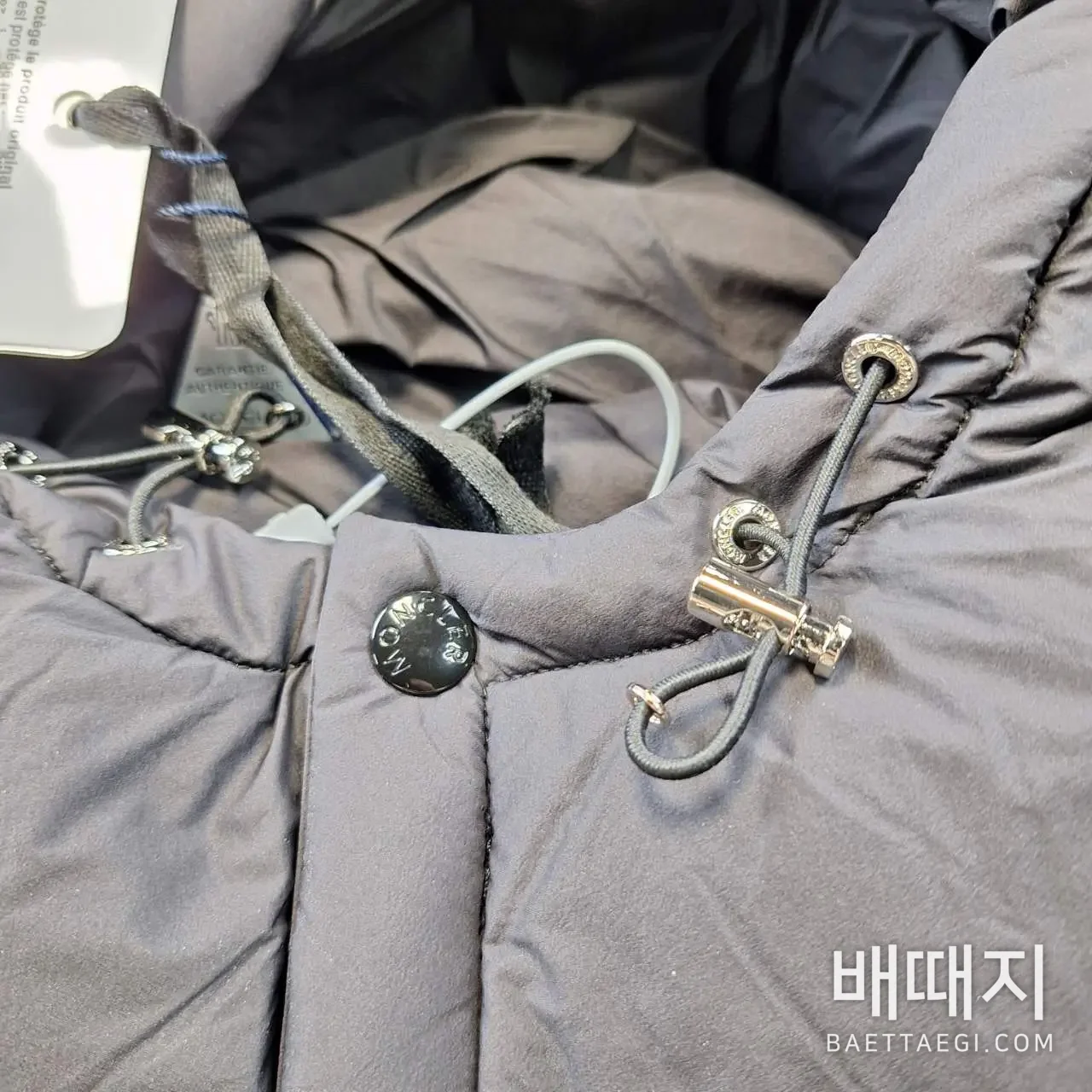 몽클레르 베제르 쇼트 다운 자켓 검수사진 3