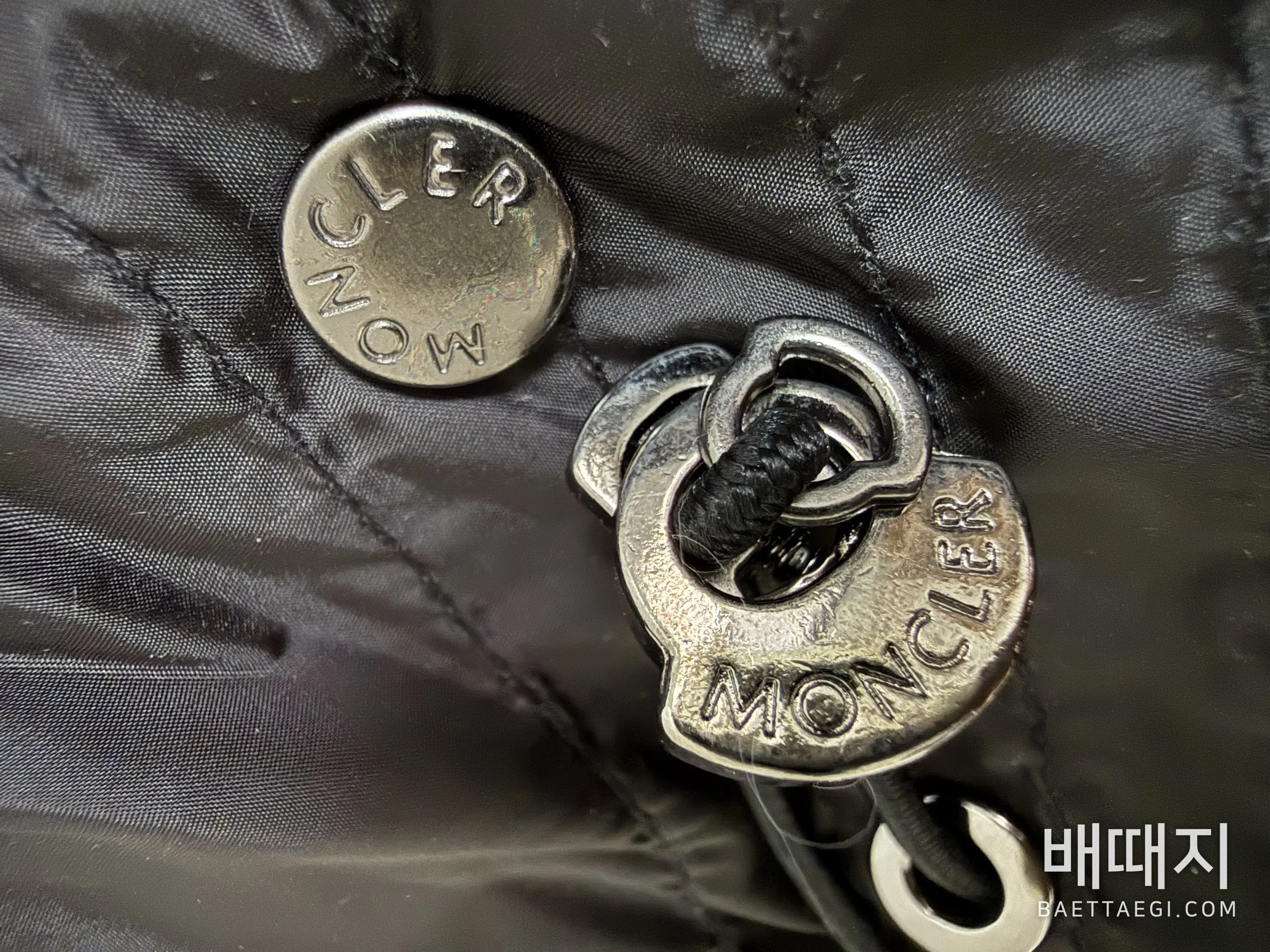 몽클레르 페이크 퍼 카라 중기장 여성 패딩 재킷 202703 검수사진 2