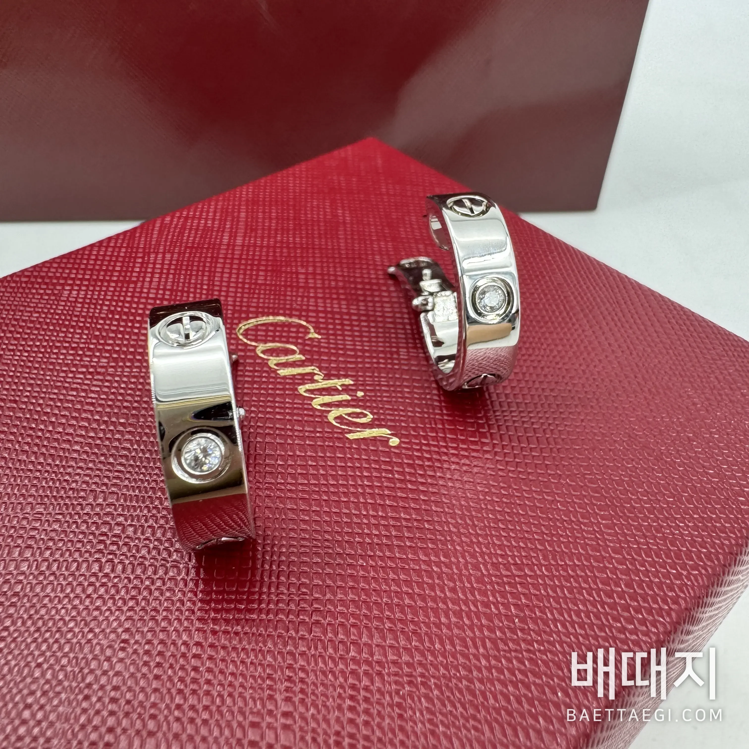 까르띠에 러브 다이아몬드 나사 귀걸이 검수사진 4