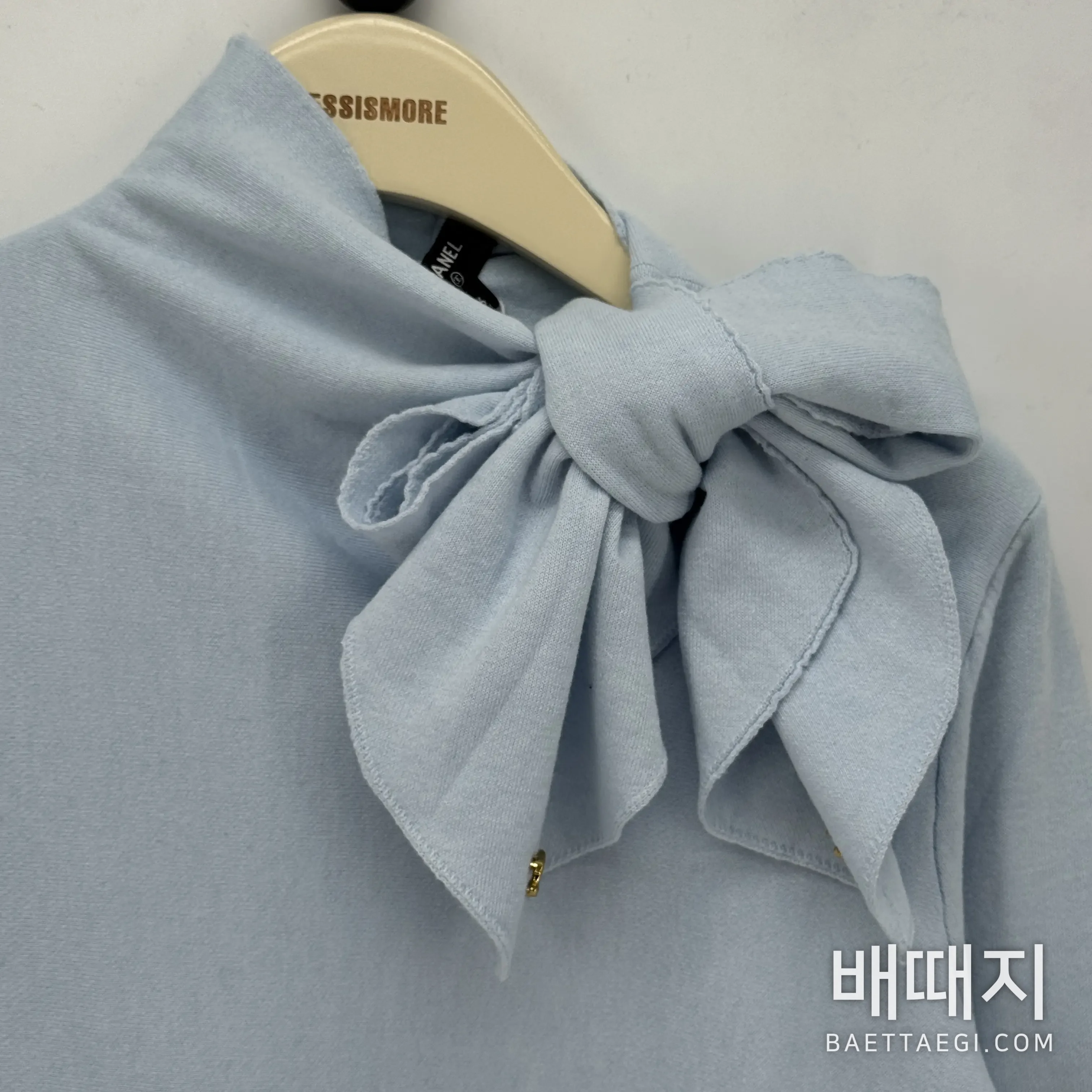 샤넬 스카프 긴팔 검수사진 4