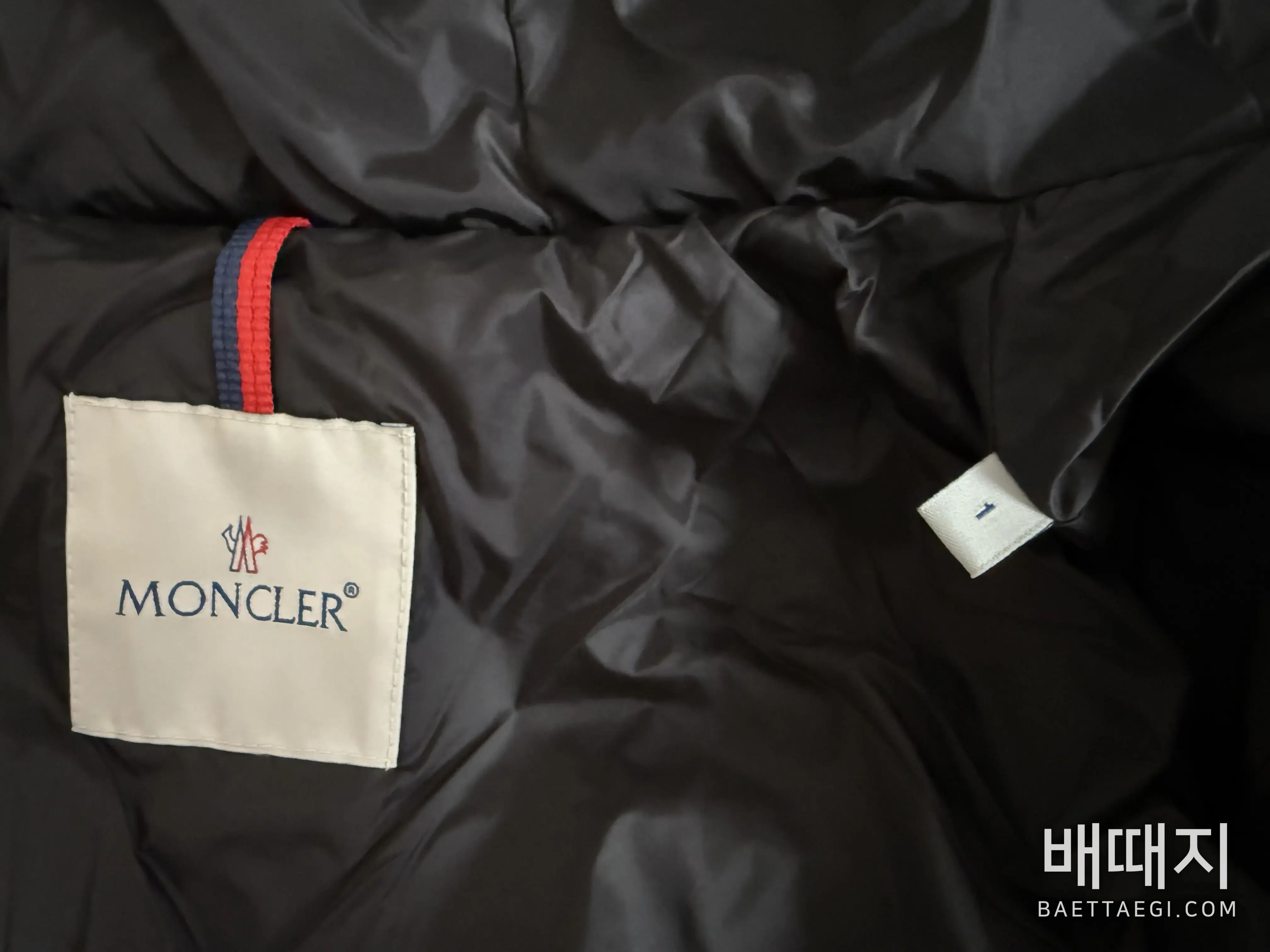 몽클레르 페이크 퍼 카라 중기장 여성 패딩 재킷 202703 검수사진 7