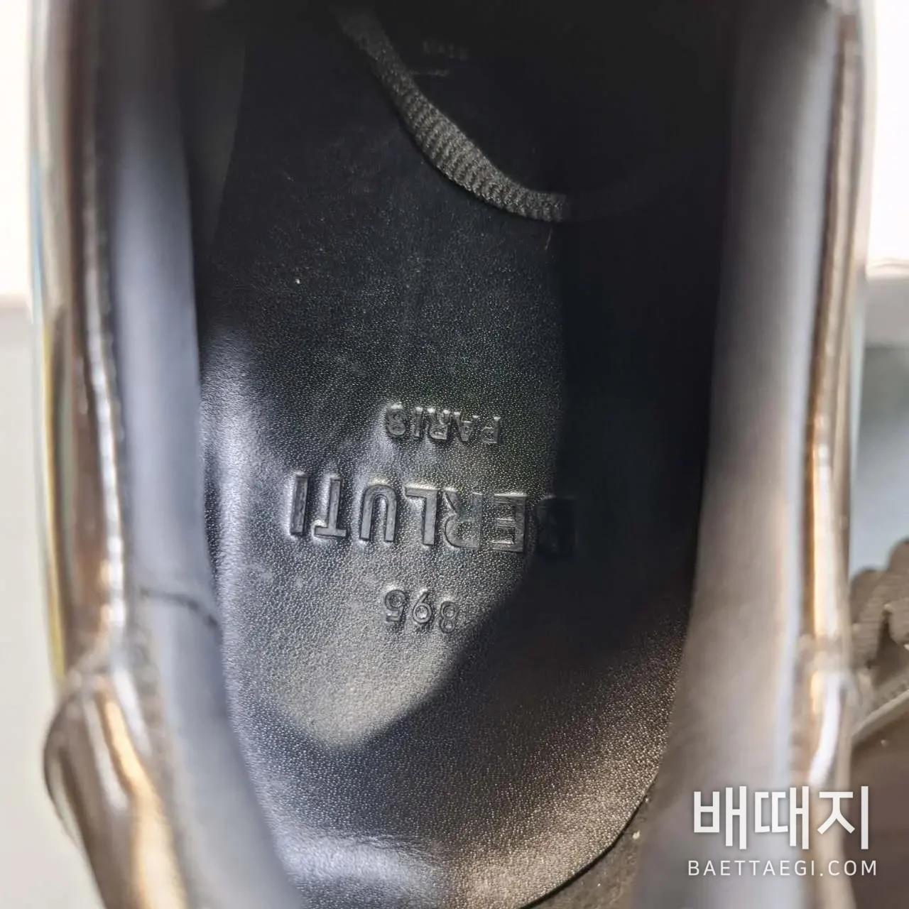 벨루티 가죽 스니커즈 남성 신발 24557 검수사진 8