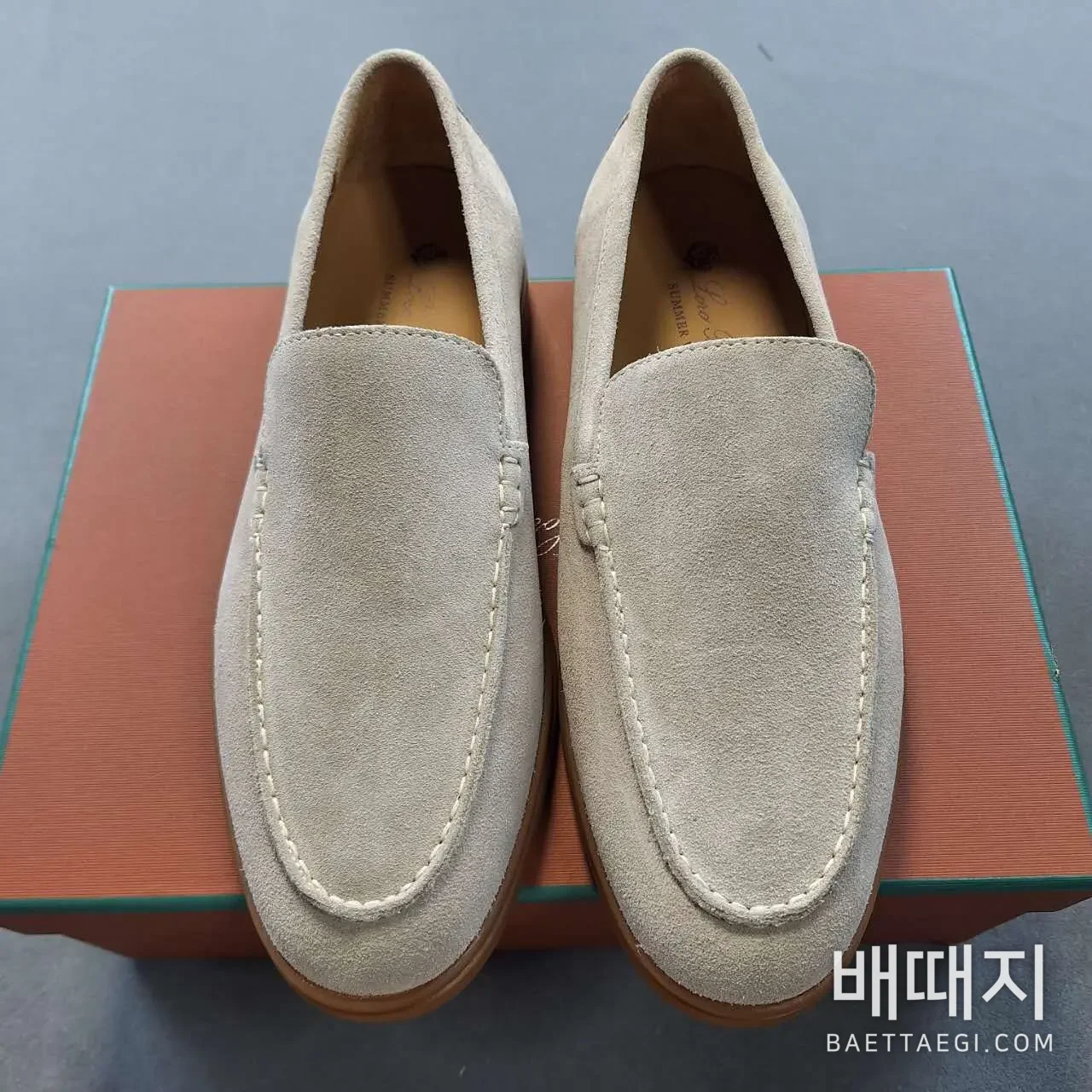 로로피아나 로퍼 스웨이드 검수사진 2