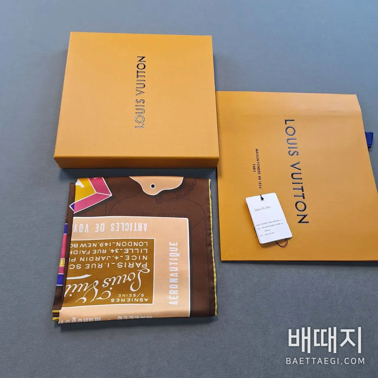루이비통 TAG AND GO 스퀘어 90 실크 스카프 180194 검수사진 1