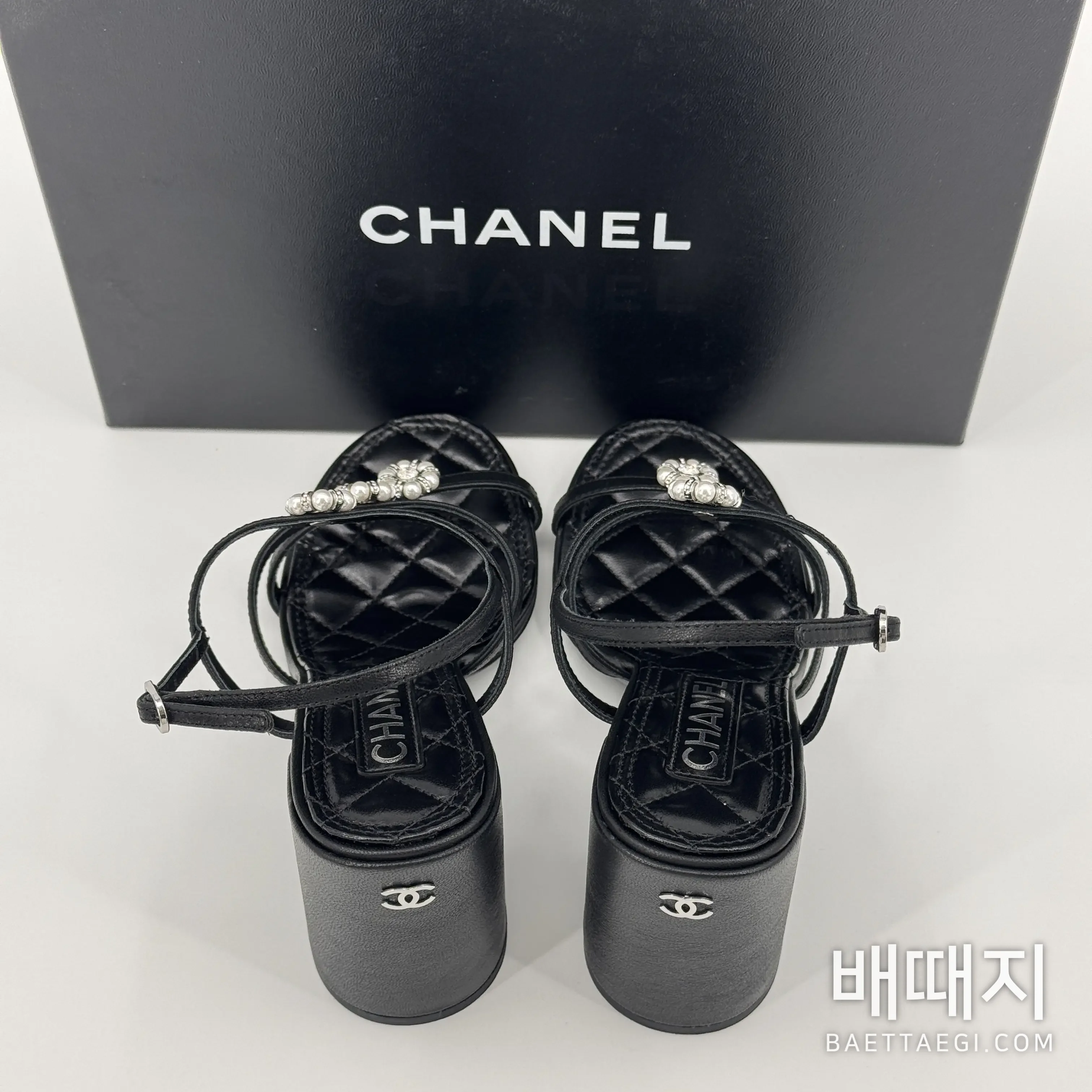 샤넬 26C 라인스톤 플라워 하이힐 샌들 149789 검수사진 8