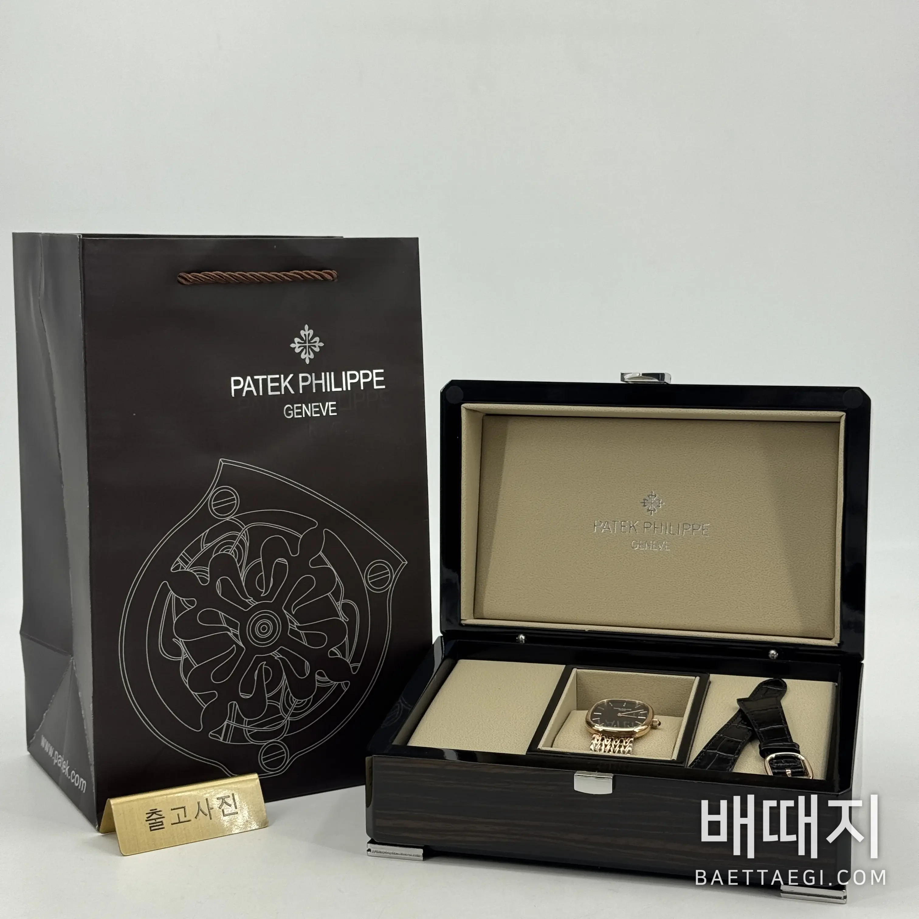 파텍필립 5738 토노형 스테인리스 스틸 시계 검수사진 1