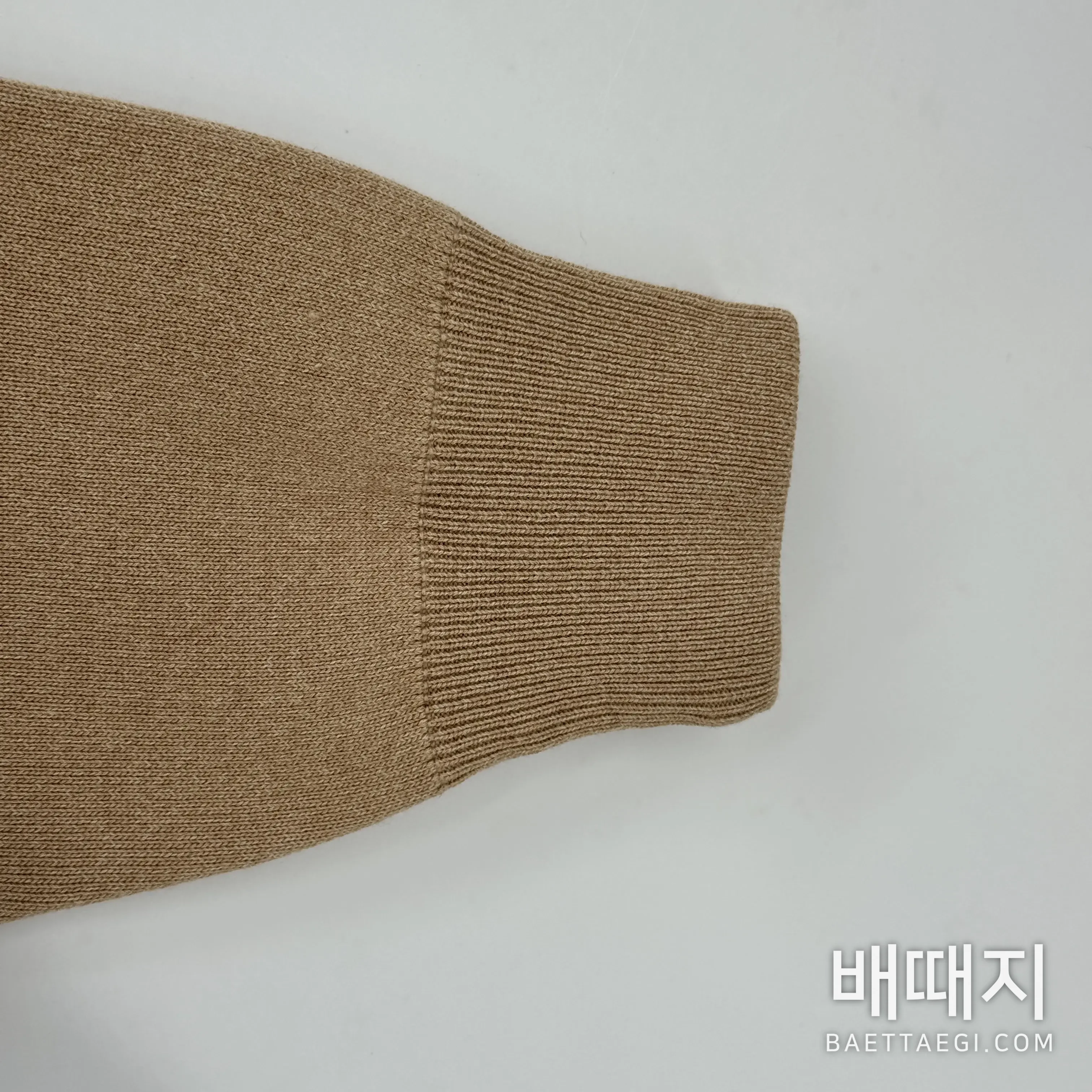 샤넬 하프 지퍼 터틀넥 여성 니트 검수사진 5