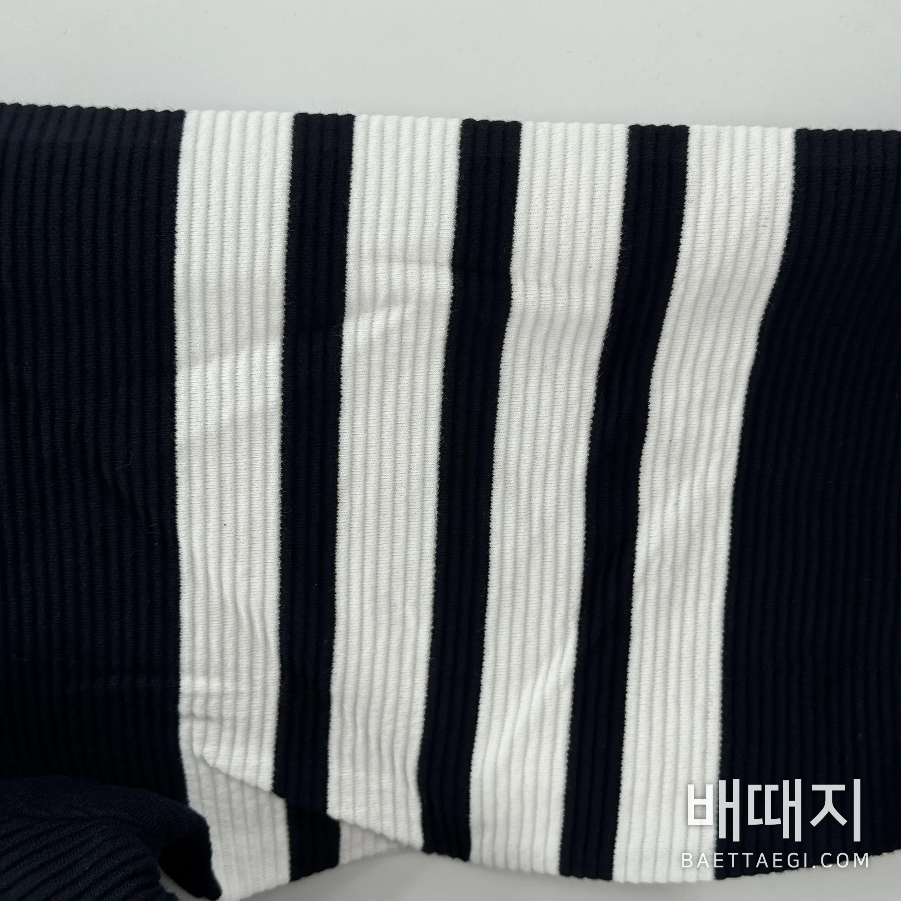 톰브라운 리브 스트레이트 립 남성 긴팔 티셔츠 46528 검수사진 5