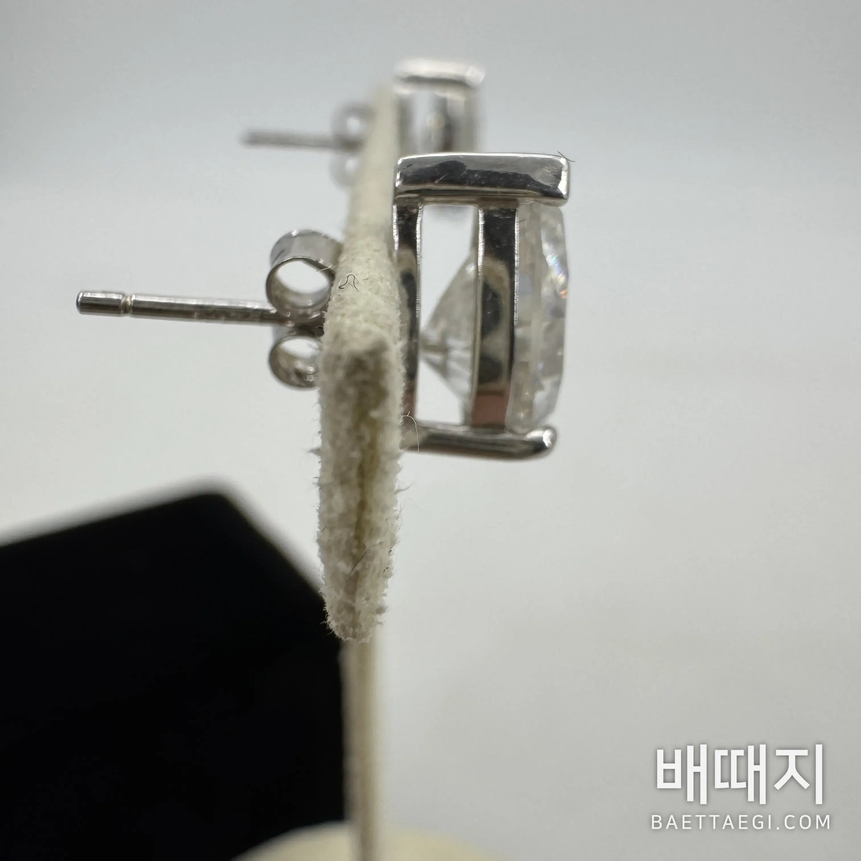 그라프 5 캐럿 티어드롭 스털링 실버 귀걸이 125037 검수사진 6