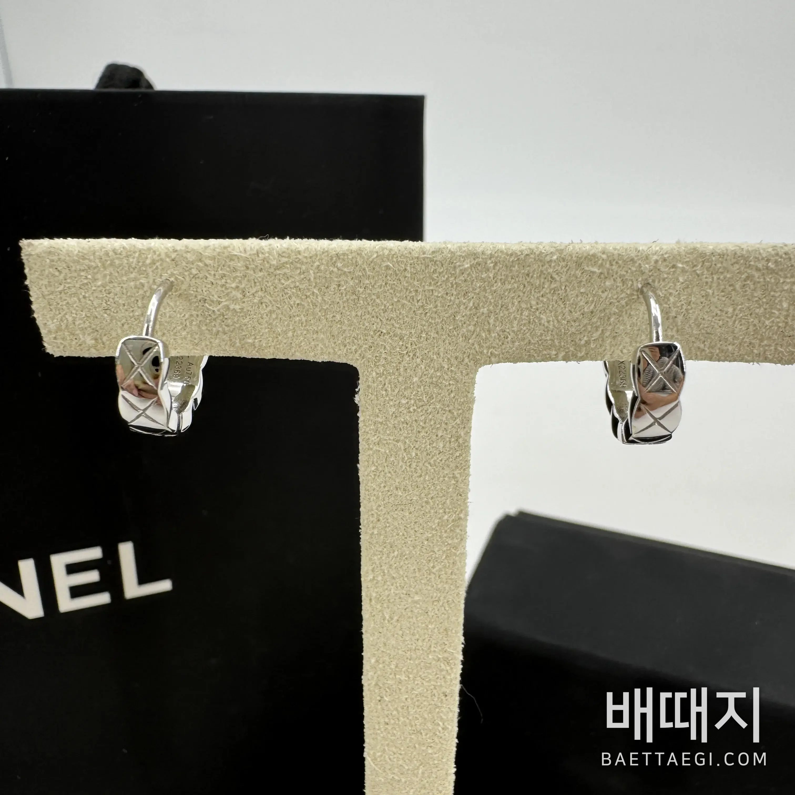 샤넬 화이트골드 코코 크러쉬 귀걸이 178420 검수사진 1