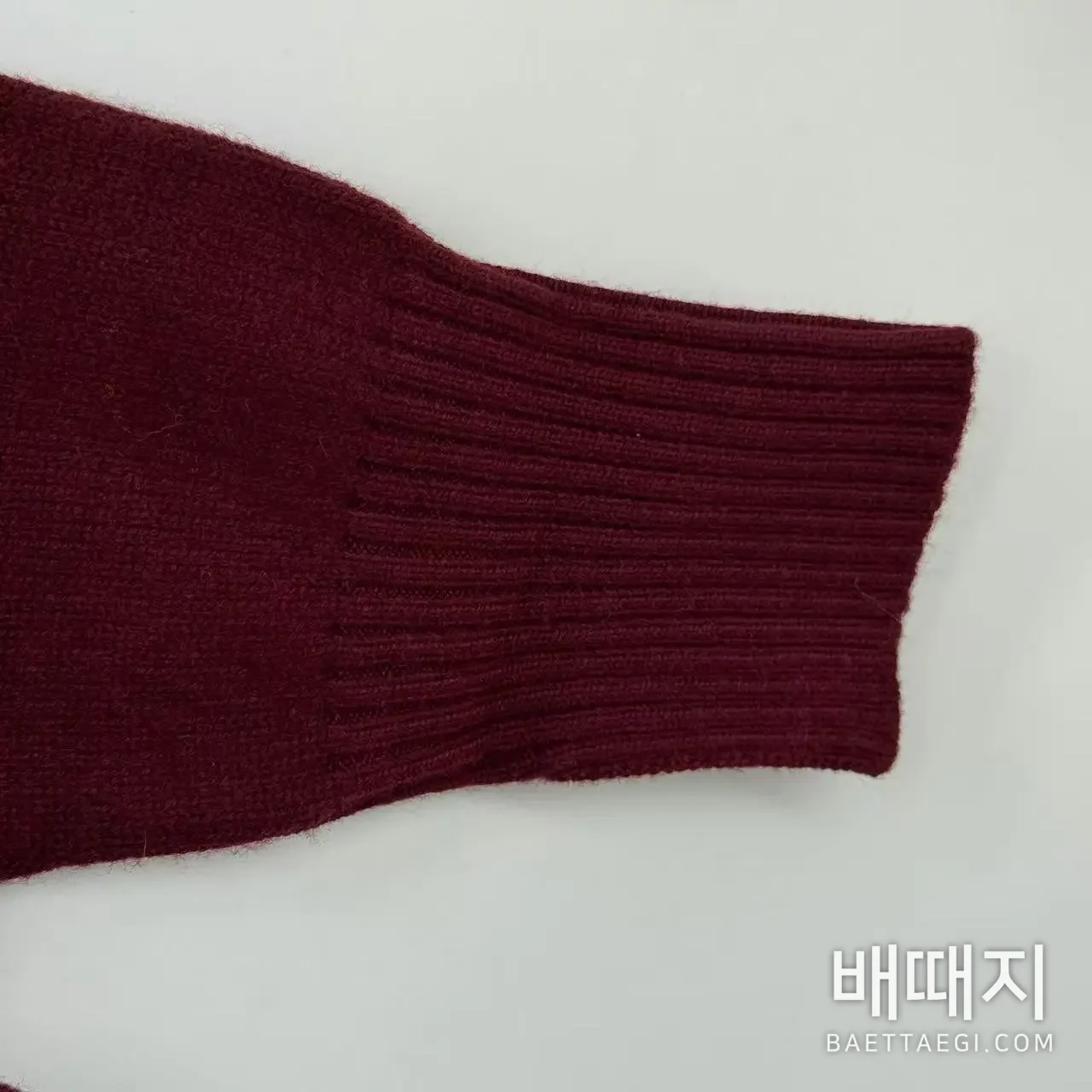 로에베 컬러 블록 라운드넥 니트 검수사진 5