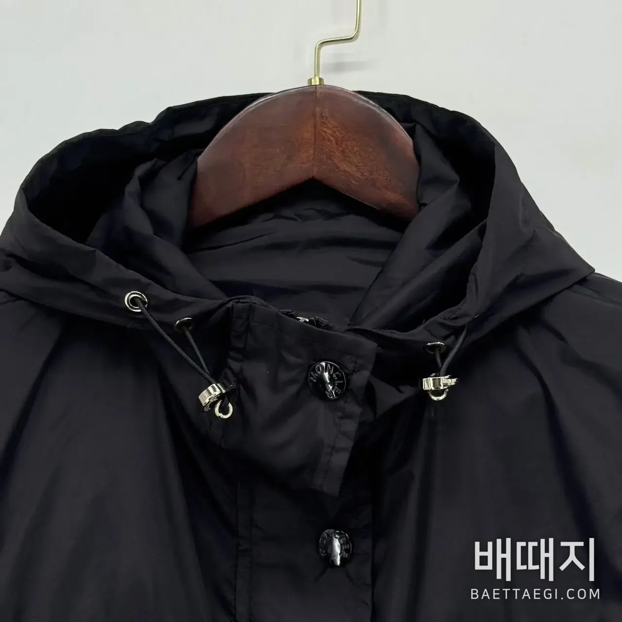 몽클레르 몽클레어 프리마지에디 크롭 윈드브레이커 자켓 150382 검수사진 4