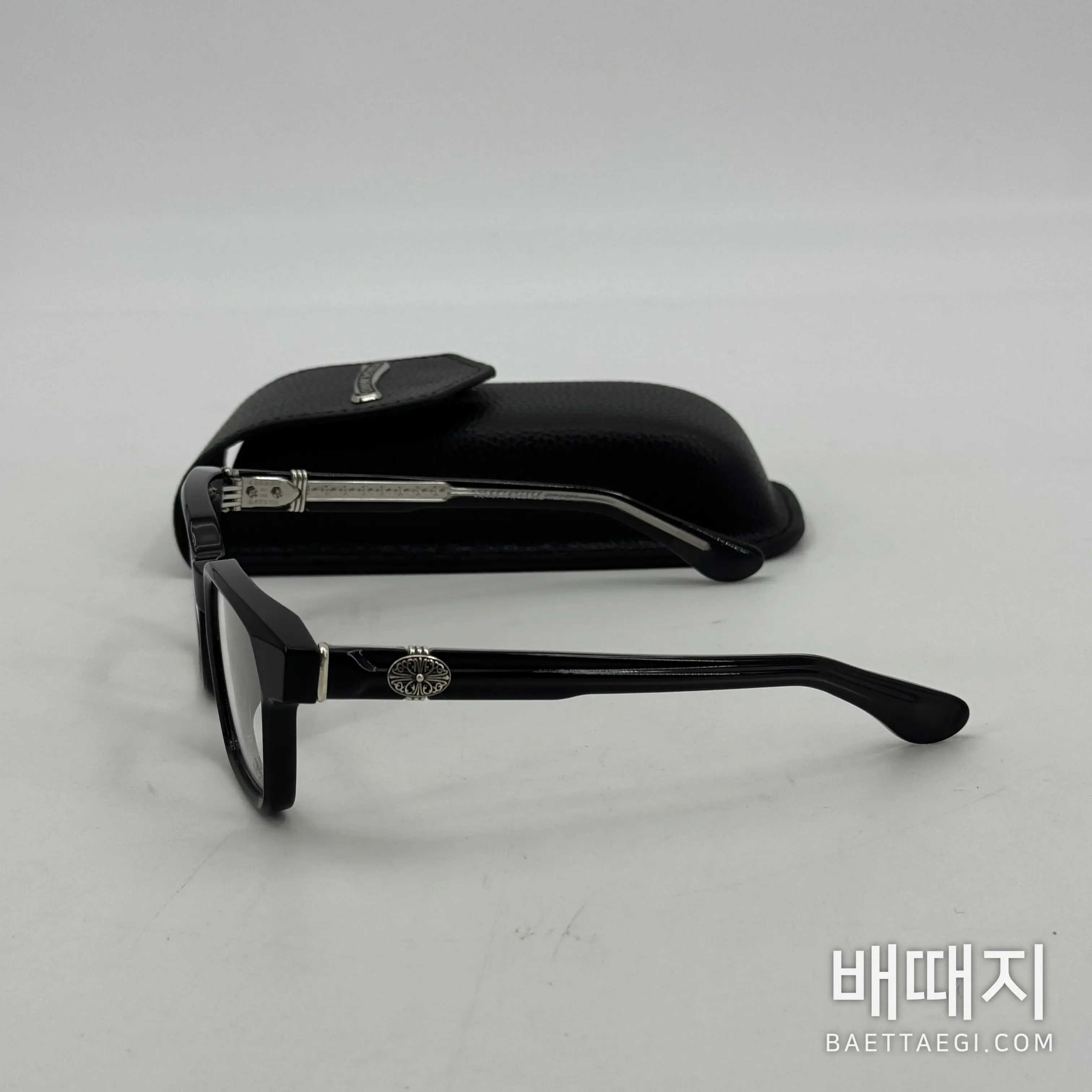 크롬하츠 셀리부시 CELIBUSSY 오벌 모티브 선글라스 검수사진 3