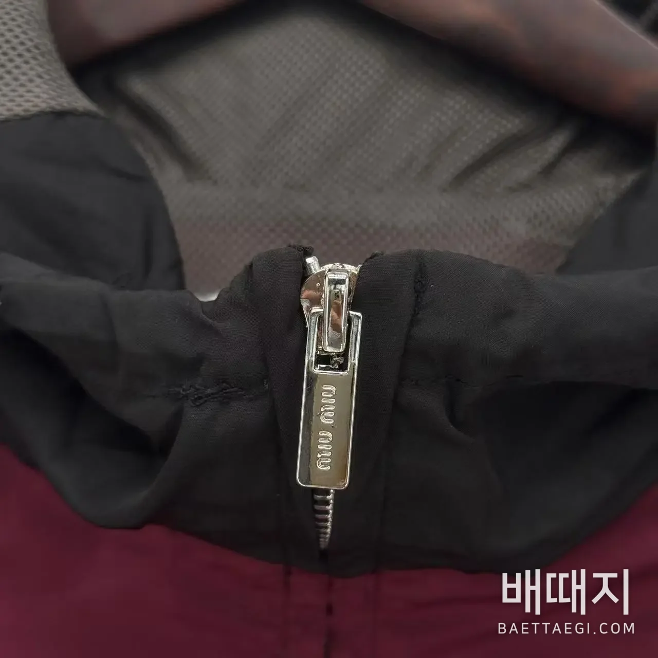 미우미우 컬러 블록 로고 남성 긴팔 재킷 검수사진 4