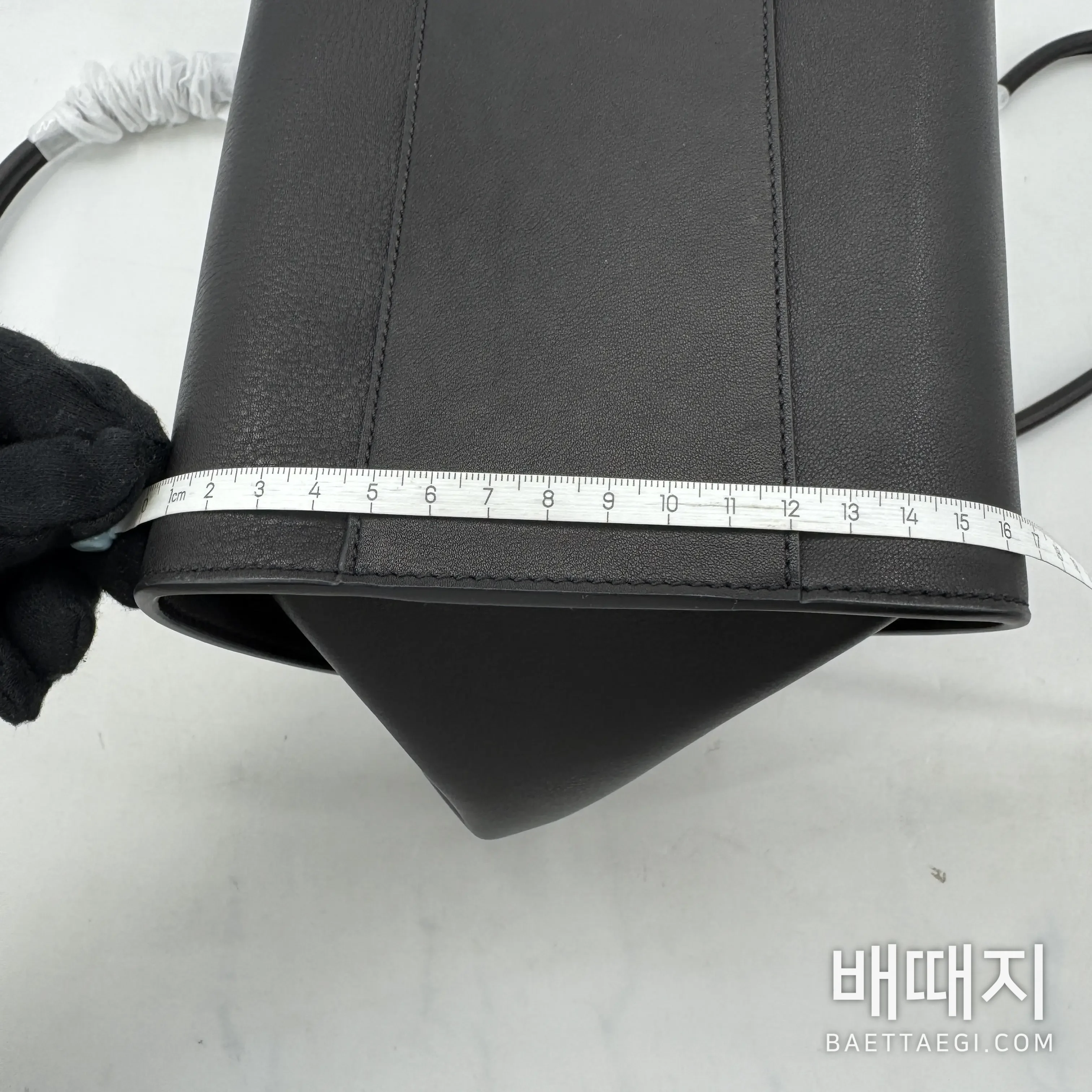 더로우 머니 14 인치 PU 가죽 가방 75302 검수사진 18