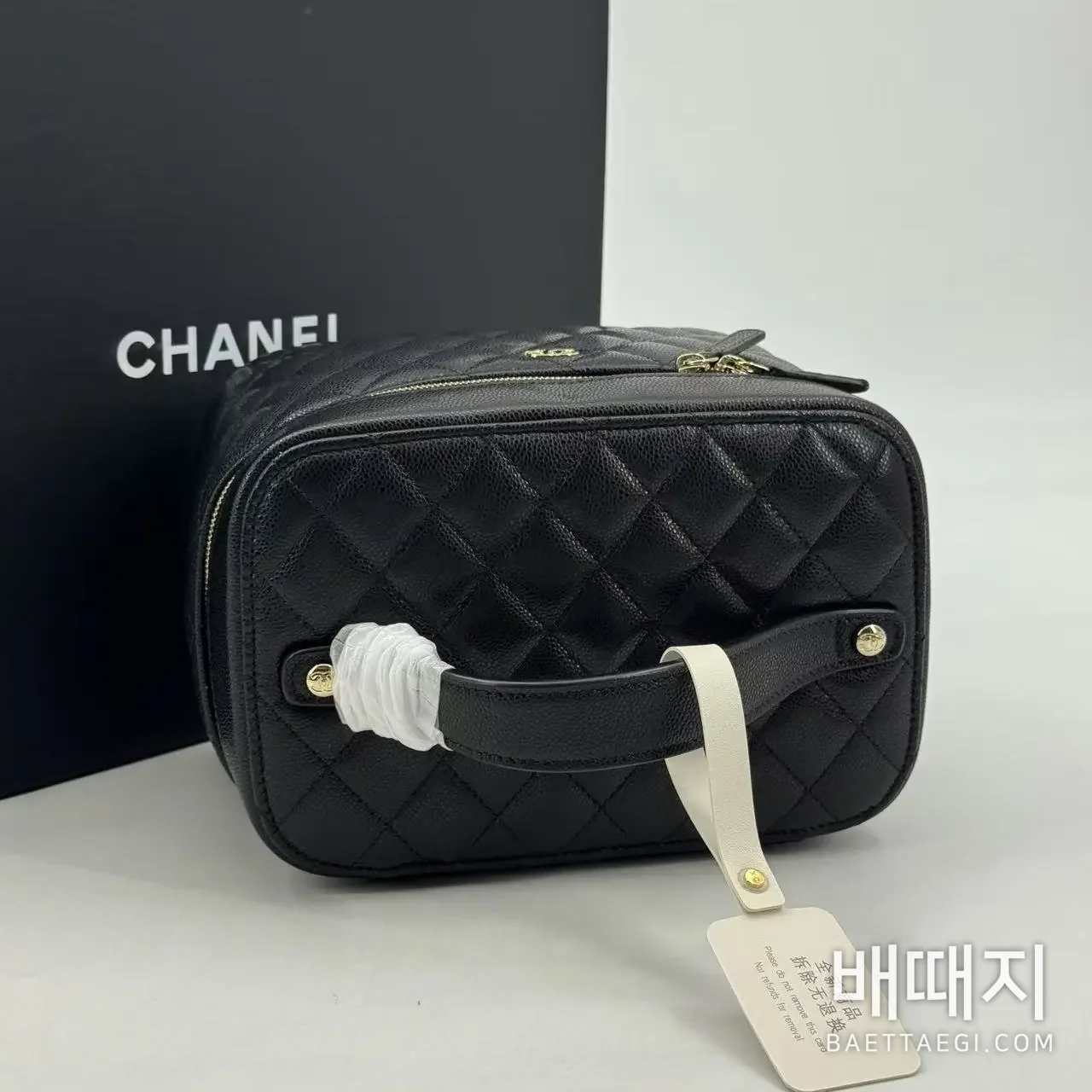샤넬 블랙 토일러리 핸드백 검수사진 3
