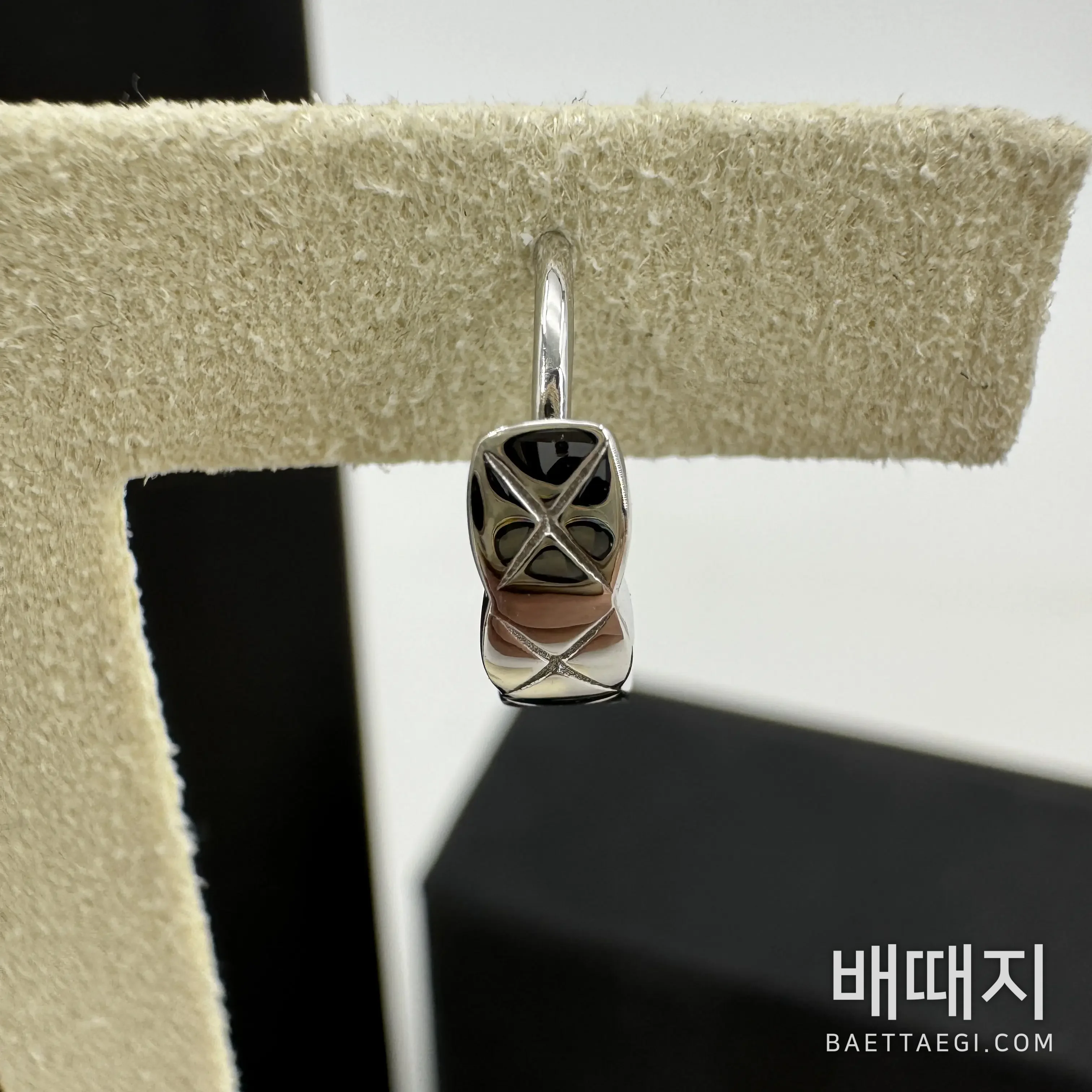 샤넬 화이트골드 코코 크러쉬 귀걸이 178420 검수사진 2