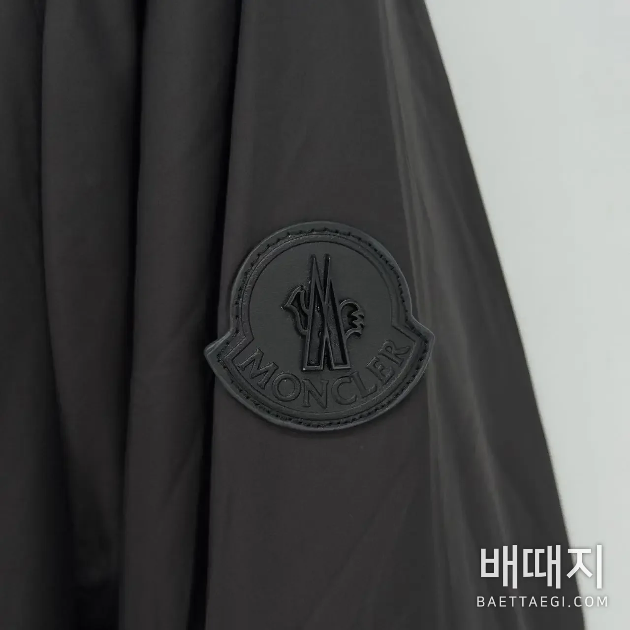 몽클레르 코튼 스탠드카라 남성 자켓 검수사진 4