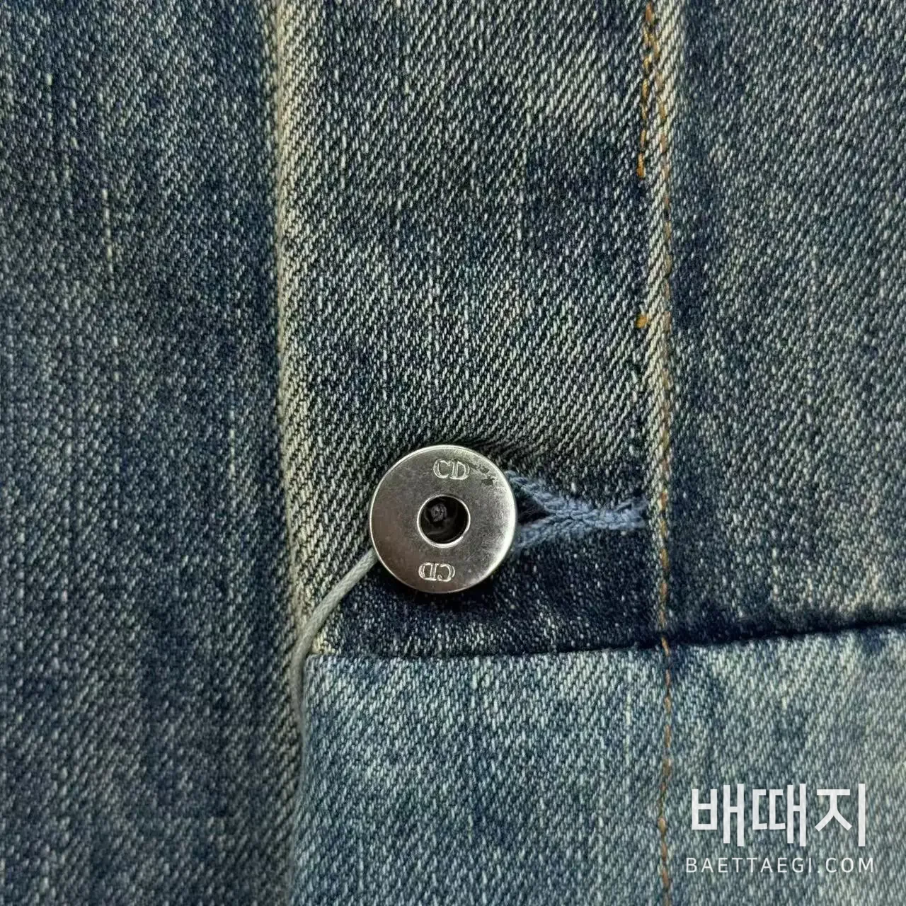 디올 자수 패치 코튼 자켓 남성 검수사진 3
