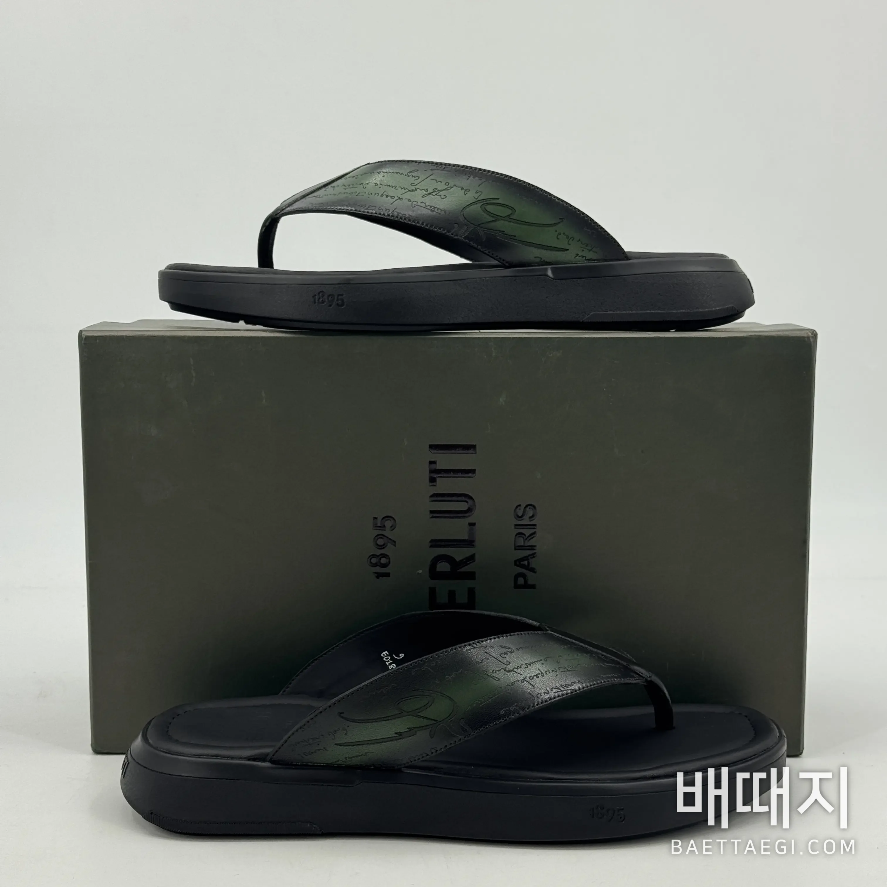 벨루티 손수 작업한 이탈리아 송아지가죽 남성 신발 검수사진 2