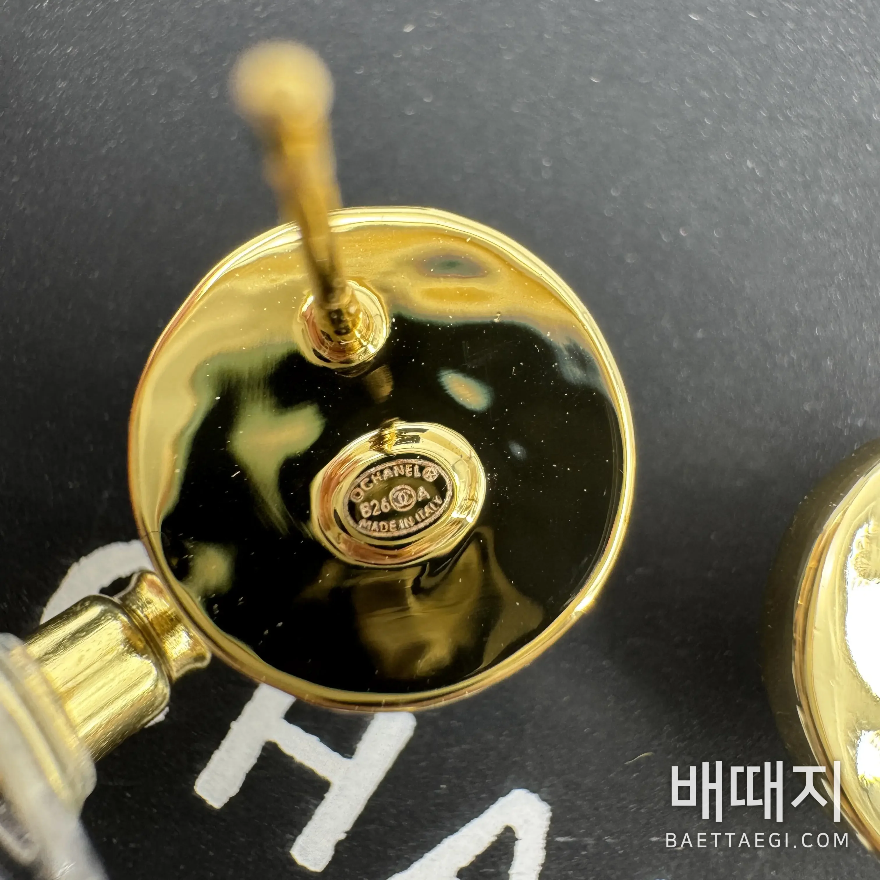 샤넬 더블 C 진주 스터드 귀걸이 178492 검수사진 8