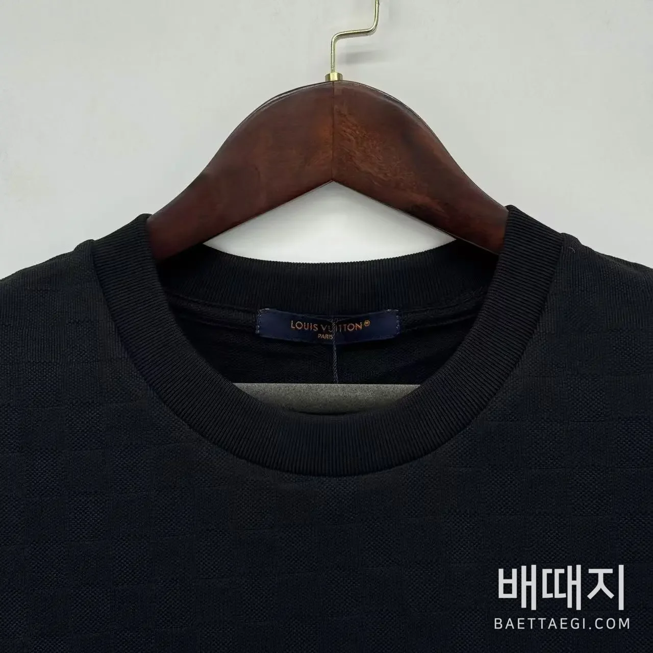루이비통 부케 자수 로고 남성 반팔 티셔츠 검수사진 2
