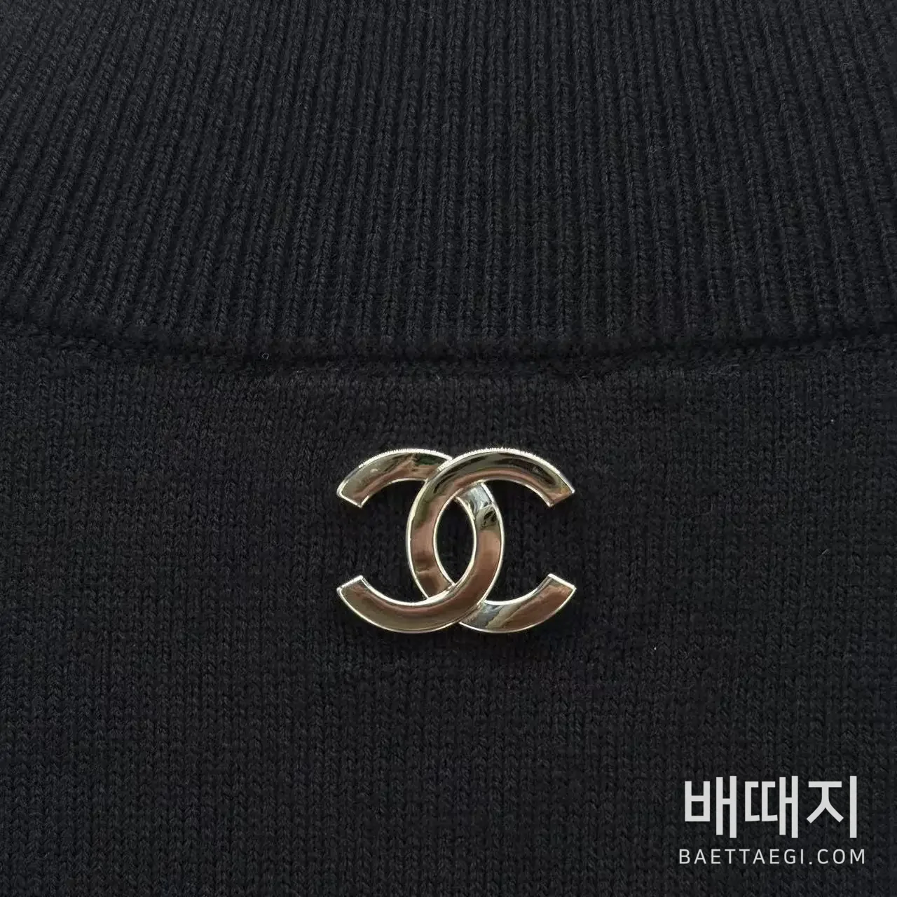 샤넬 하프 지퍼 터틀넥 니트 여성의류 검수사진 5