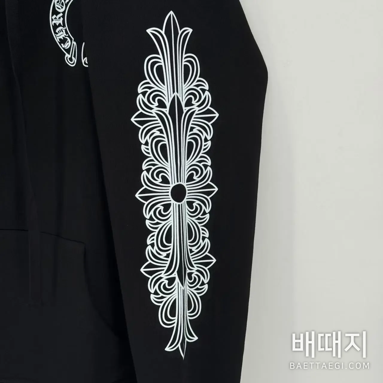 크롬하츠 말발굽 기린 무늬 프린트 집업 자켓 검수사진 5