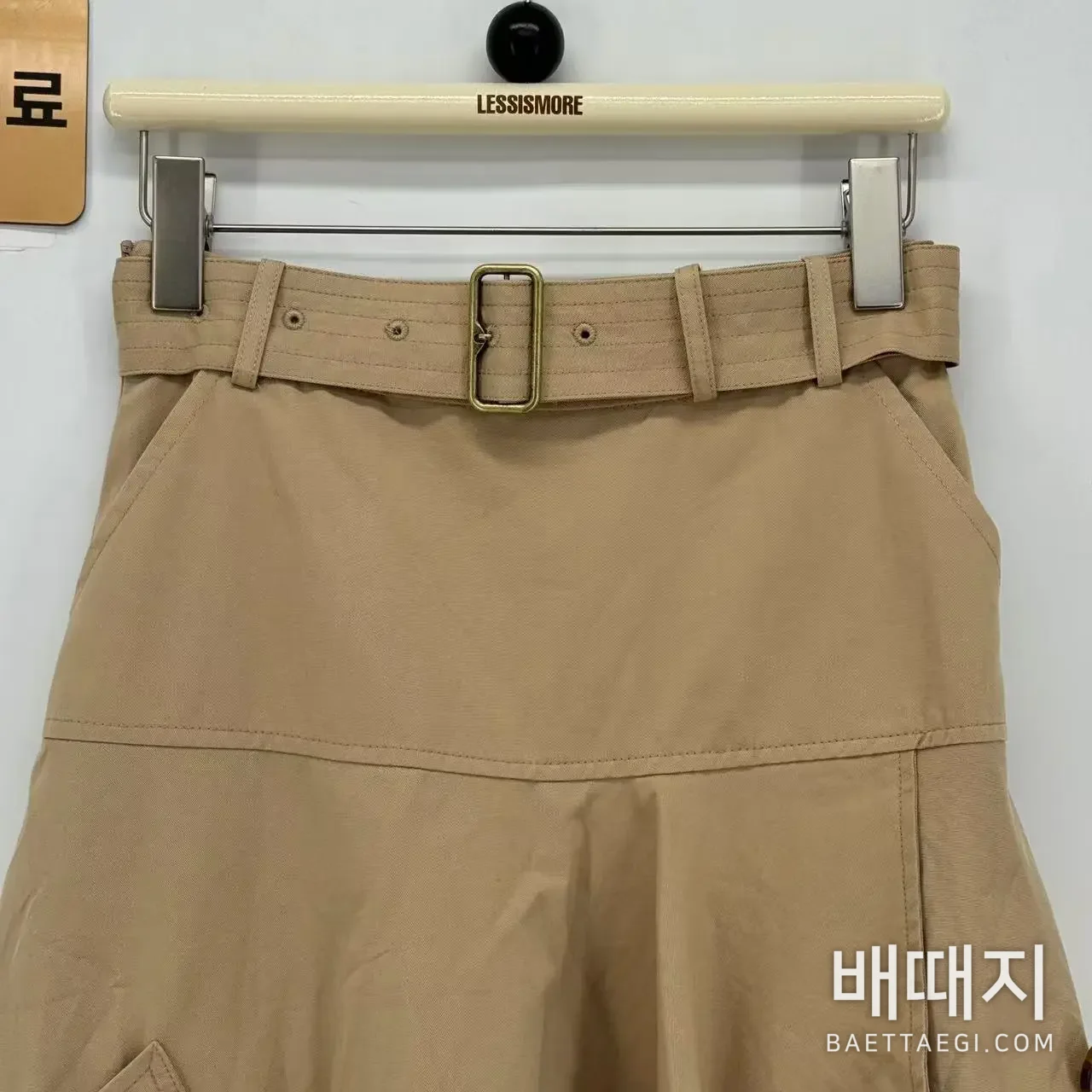 버버리 벨트 비대칭 여성 스커트 검수사진 4