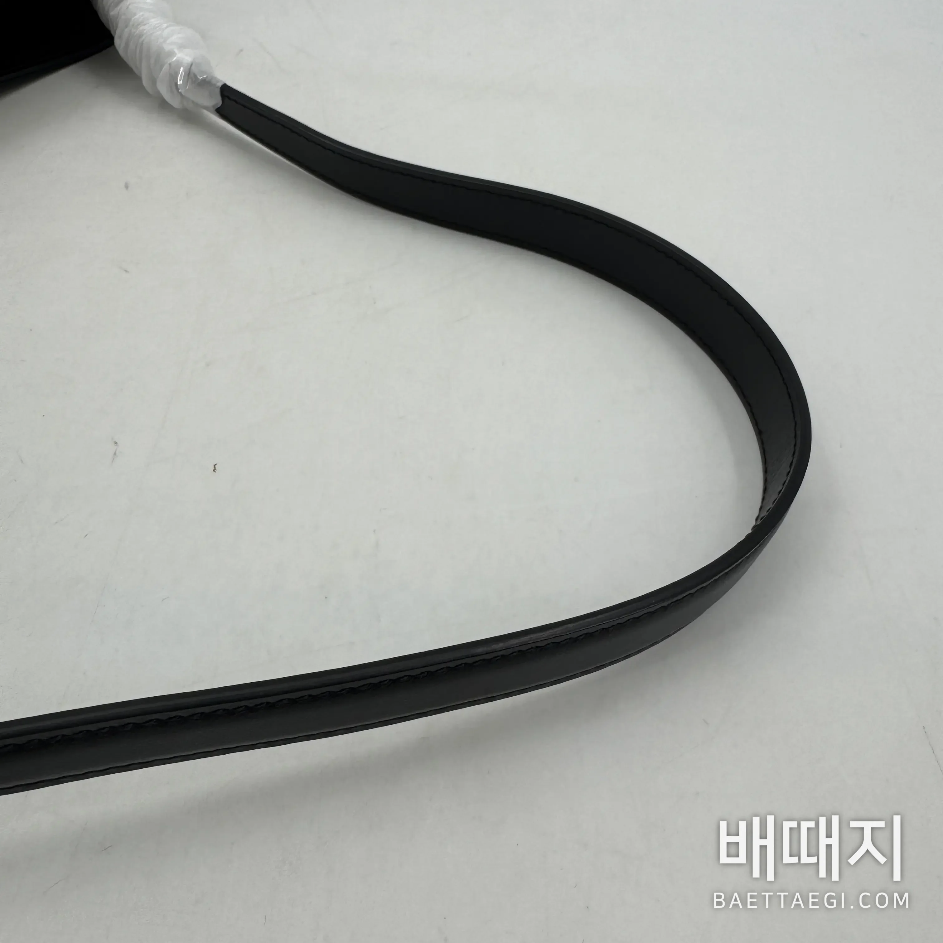 더로우 심플 유선형 암백 가방 검수사진 5