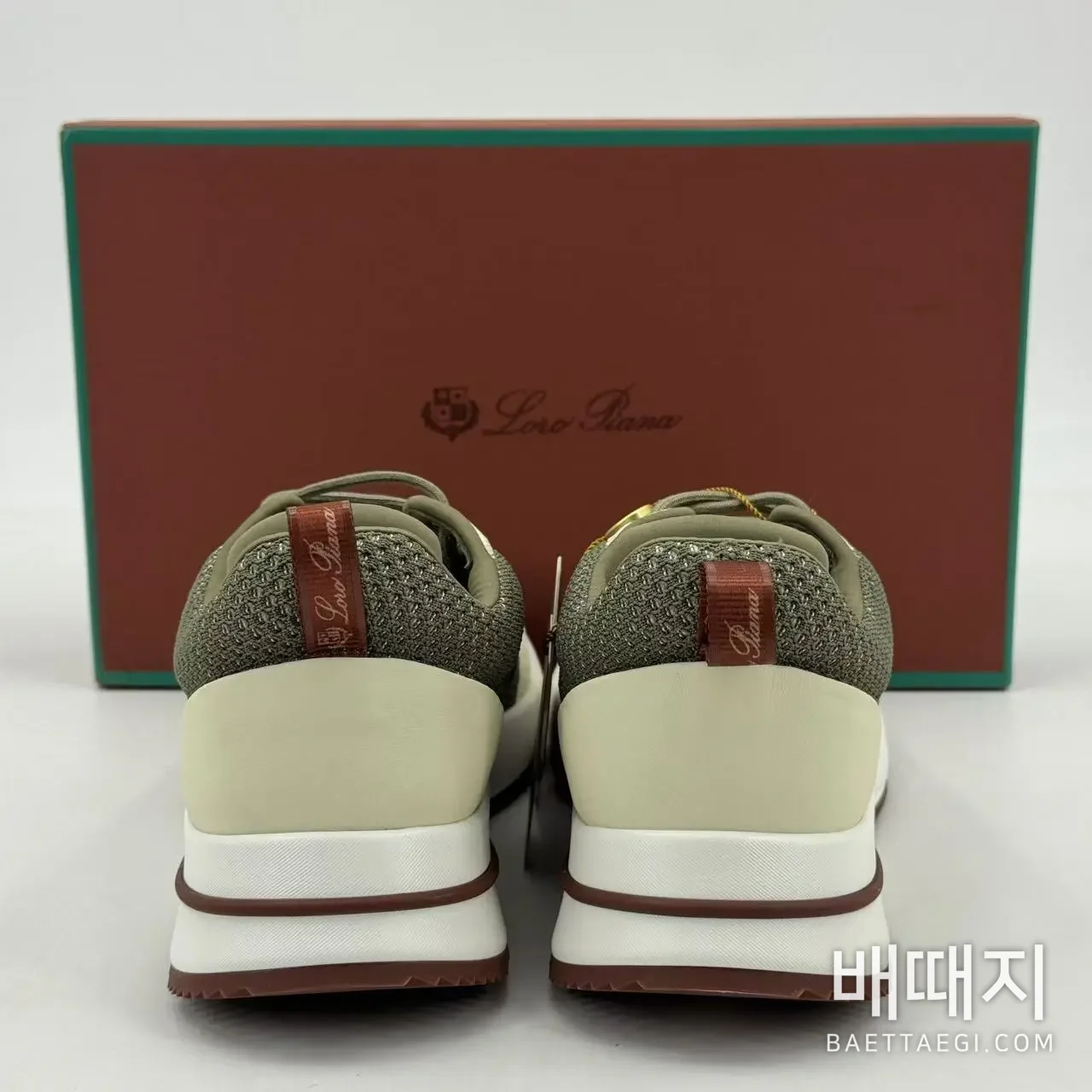 로로피아나 캐주얼 스니커즈 검수사진 3