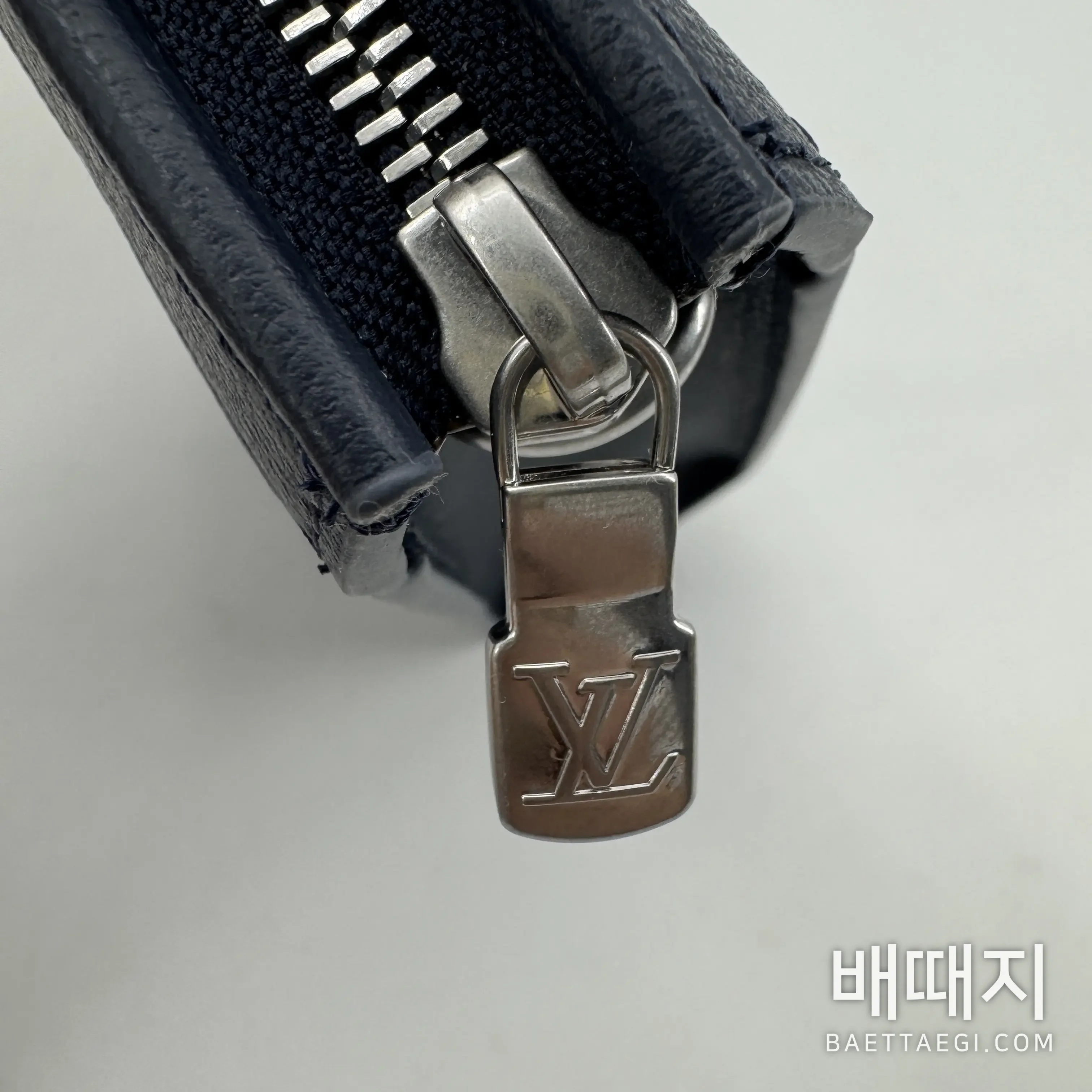 루이비통 버드케이지 미니 크로스바디 가방 M28818 110219 검수사진 6