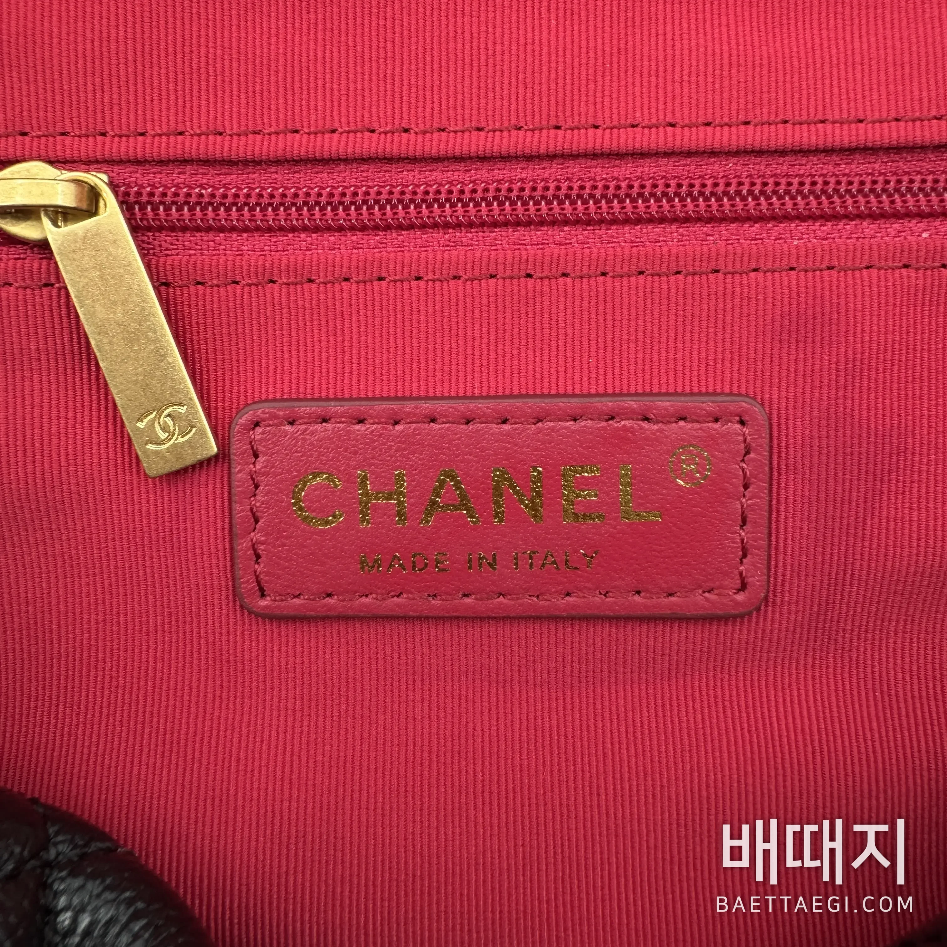 샤넬 리치 가죽 금장 하드웨어 미니 크로스백 AS3108 검수사진 17