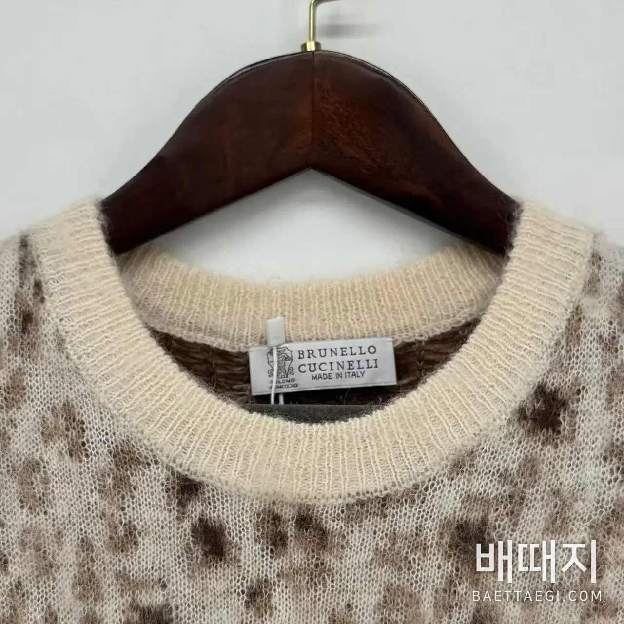 브루넬로쿠치넬리 오오야마네코 무늬 울 반팔 니트 검수사진 4